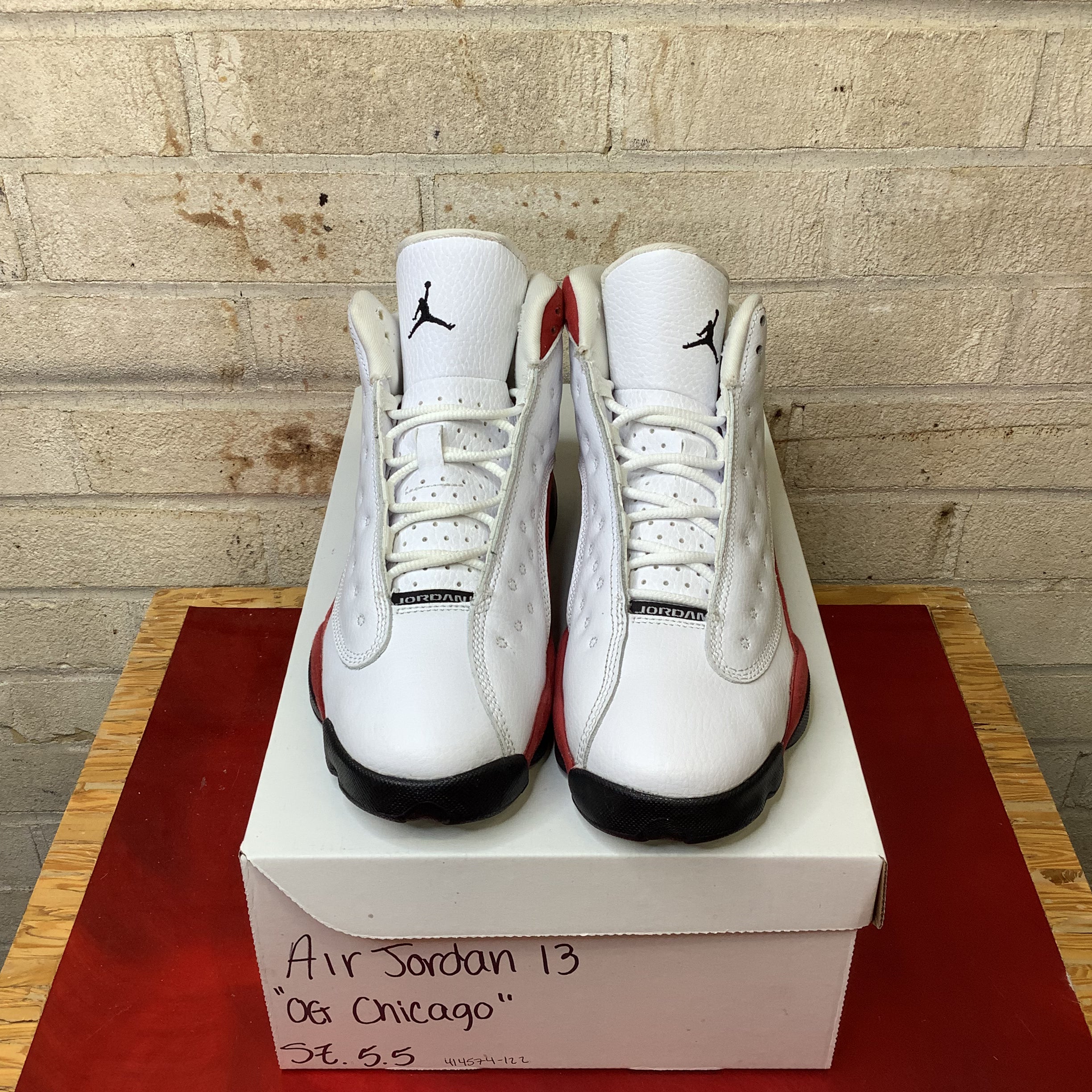 Original Air Jordan 13 Retro 'Chicago' Size 5.5Y - 414574-122 | Men's Basketball Shoes for Court & Streetwear Fashion