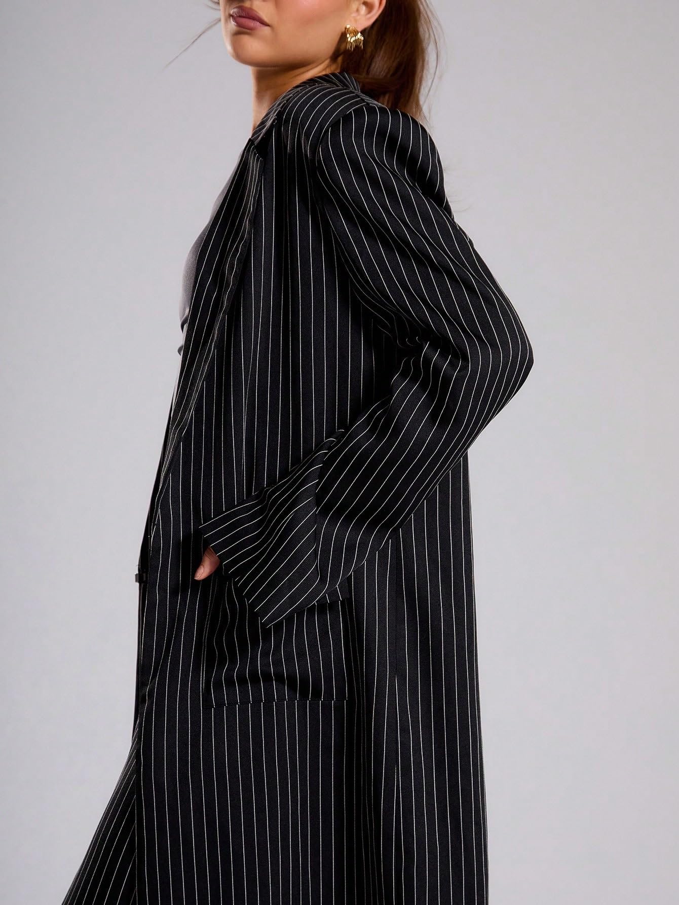 Women's Pinstripe Tailored Maxi Blazer - Dressy Casual Workwear & Evening Outfits for Office, Business Meetings & Special Occasions