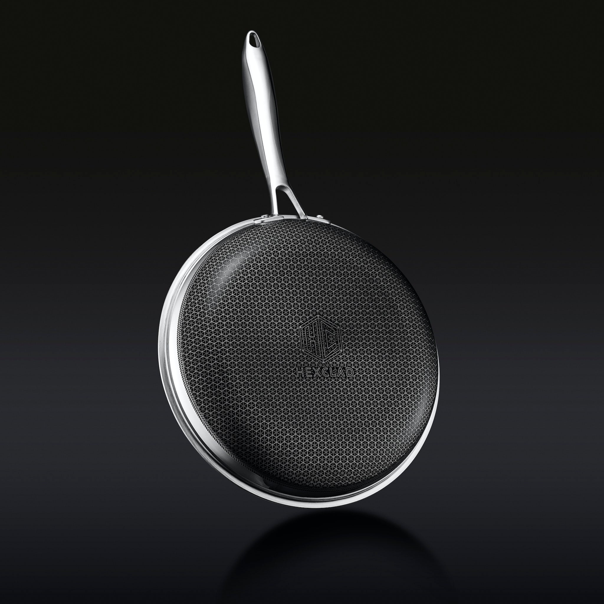HexClad 25cm Hybrid Stainless Steel Frying Pan with Lid - Nonstick, Induction Compatible, Oven Safe - Perfect for Searing, Sautéing & Everyday Cooking