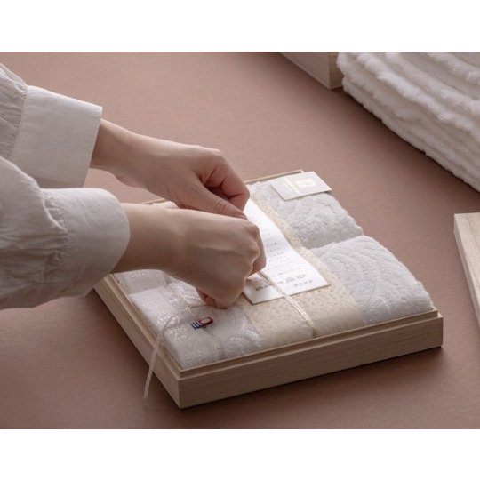 Premium Imabari Japanese Cotton Bath Towels Set of 2 - 60x110cm Ultra Soft White Bath Sheets for Spa, Hotel & Luxury Home Use