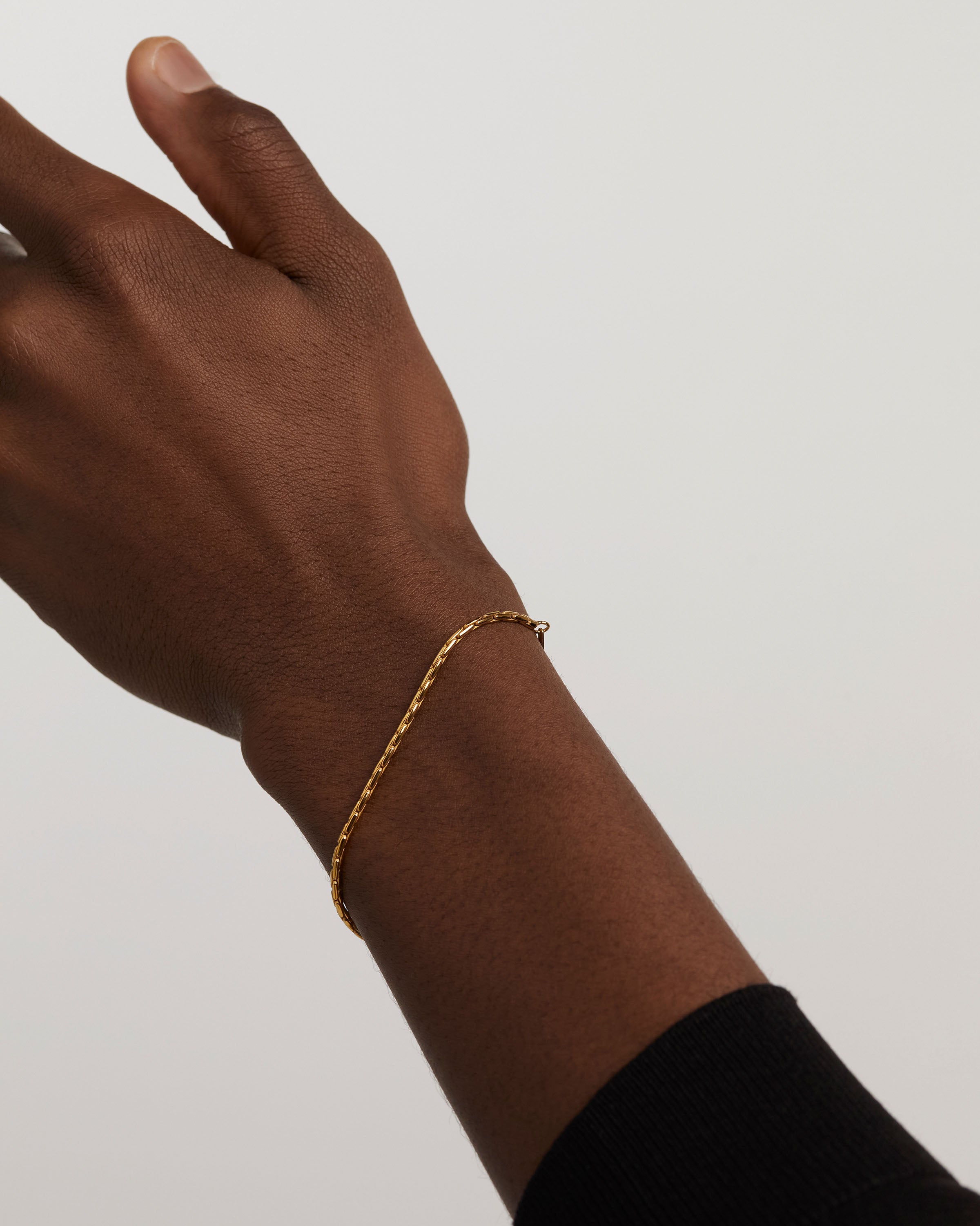 Boston Chain Bracelet for Women - Stainless Steel Adjustable Link Bracelet Jewelry - Perfect for Casual Wear, Office & Special Occasions