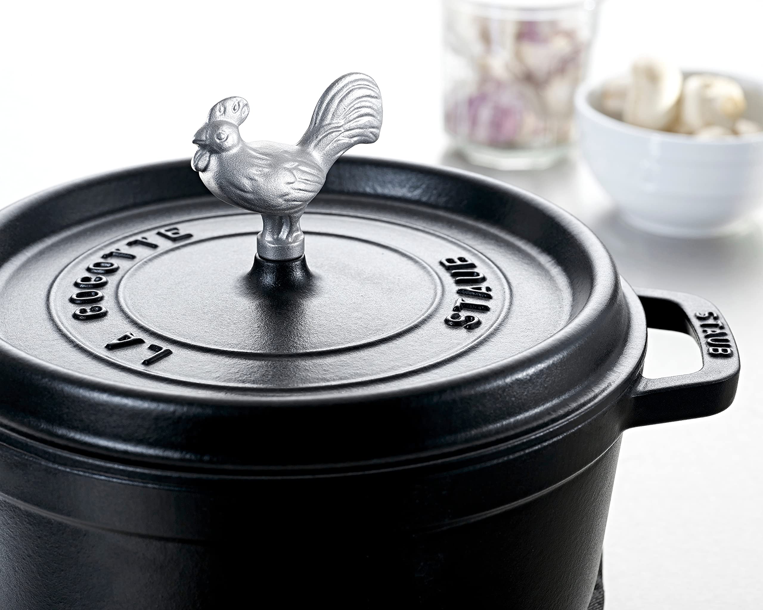 STAUB Cast Iron Dutch Oven Knob - Animal Design, Stainless Steel Replacement Lid Handle - Perfect for Le Creuset, Lodge & Staub Cookware - Ideal for Baking, Roasting & Stovetop Cooking