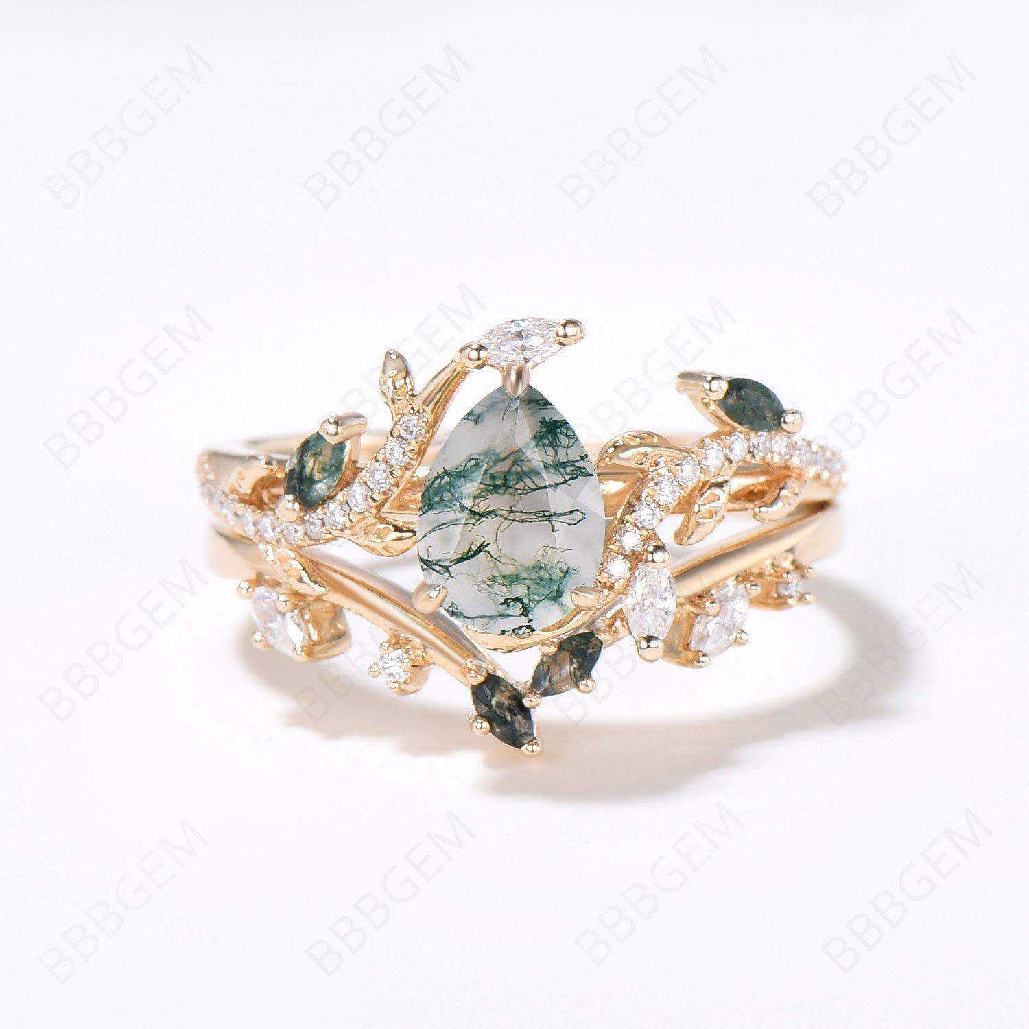 Natural Moss Agate Engagement Ring Set - Art Deco Pear Cut Green Agate Wedding Ring in 14K Yellow Gold with Moissanite Accents, 2-Piece Bridal Set, Nature-Inspired Leaf Design for Outdoor Weddings & Bohemian Style Jewelry Lovers