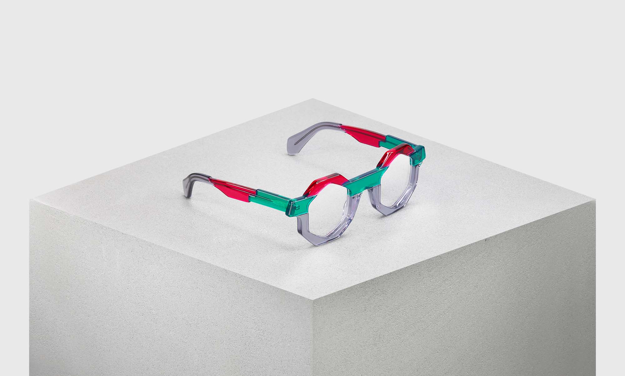 01 - A Prismatic Blend of Pink