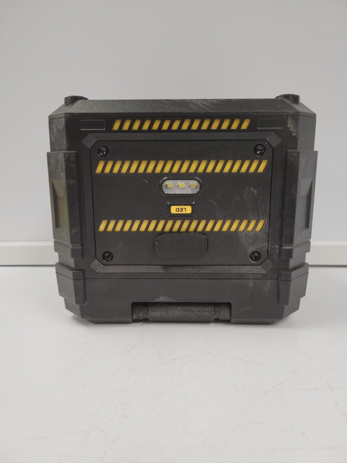 CAT PPSCL3 Portable Power Station - 300W Solar Generator for Camping, Emergencies & Outdoor Adventures