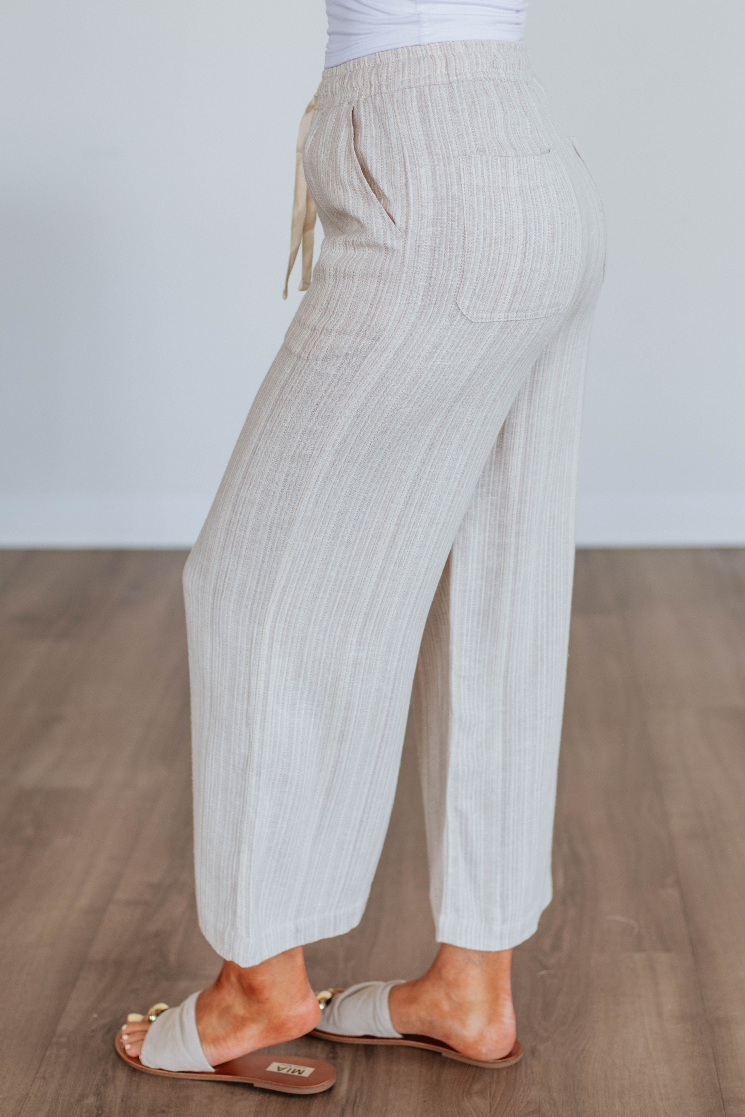 Stylish Nyssa Linen Pants for Women - Breathable Summer Casual Trousers - Perfect for Beach, Vacation & Relaxing Outfits
