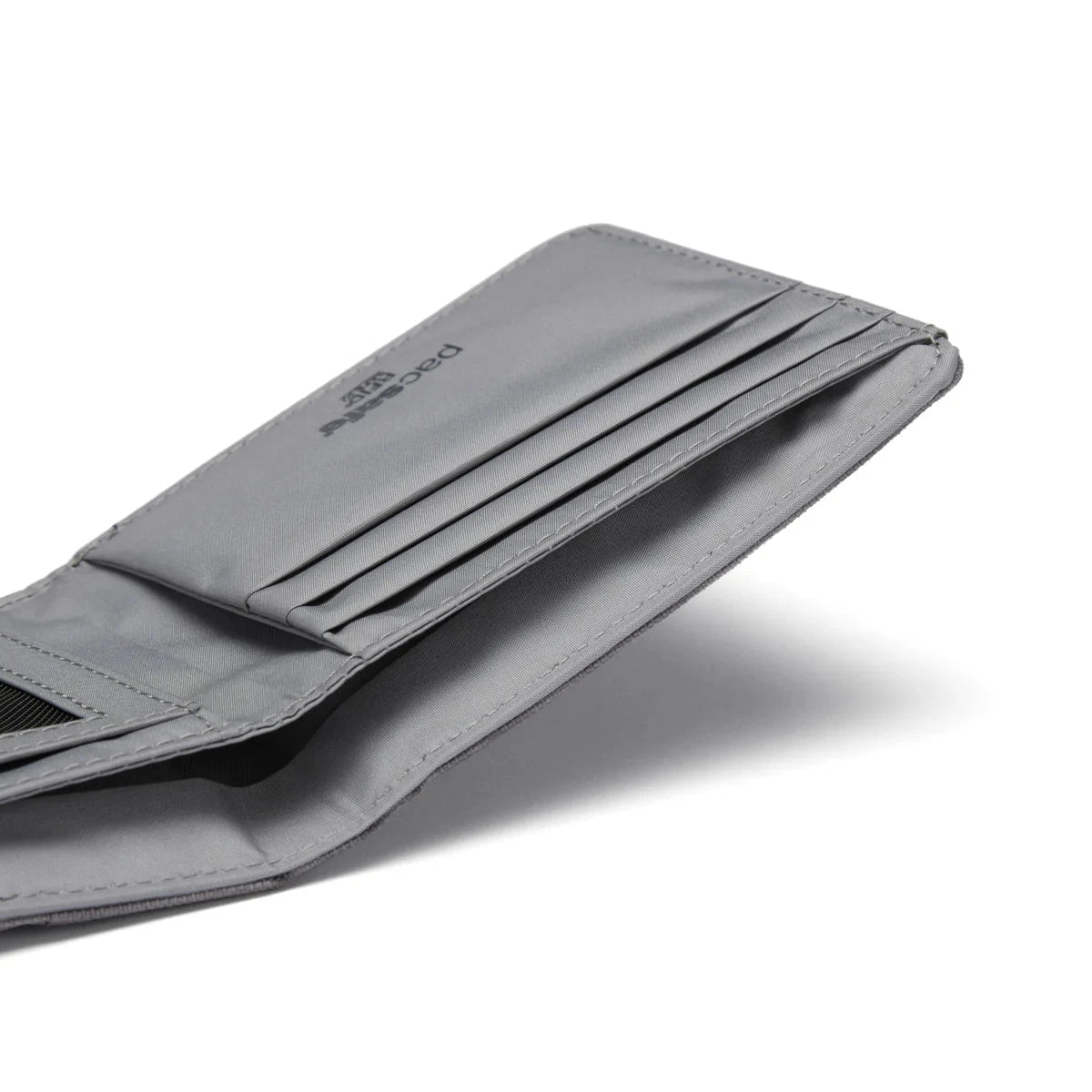 Pacsafe RFIDsafe™ RFID Blocking Bifold Wallet for Men & Women - Secure Travel & Everyday Use - Anti-Theft Credit Card Holder for Passport & Cash Protection