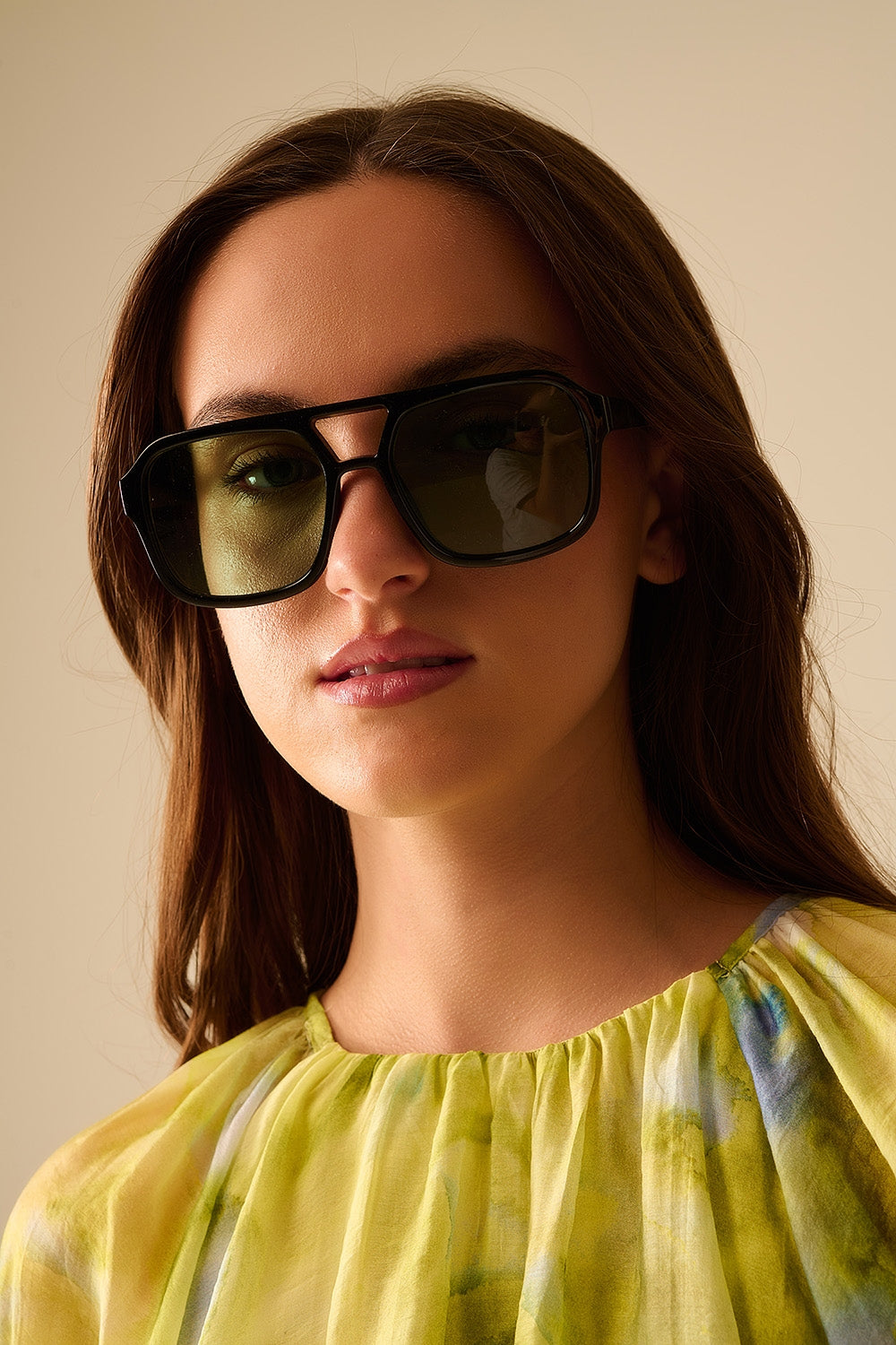 Black Frame Green Lens Polarized Sunglasses for Men & Women - UV Protection, Fashionable & Lightweight for Outdoor Activities, Driving, Beach & Travel