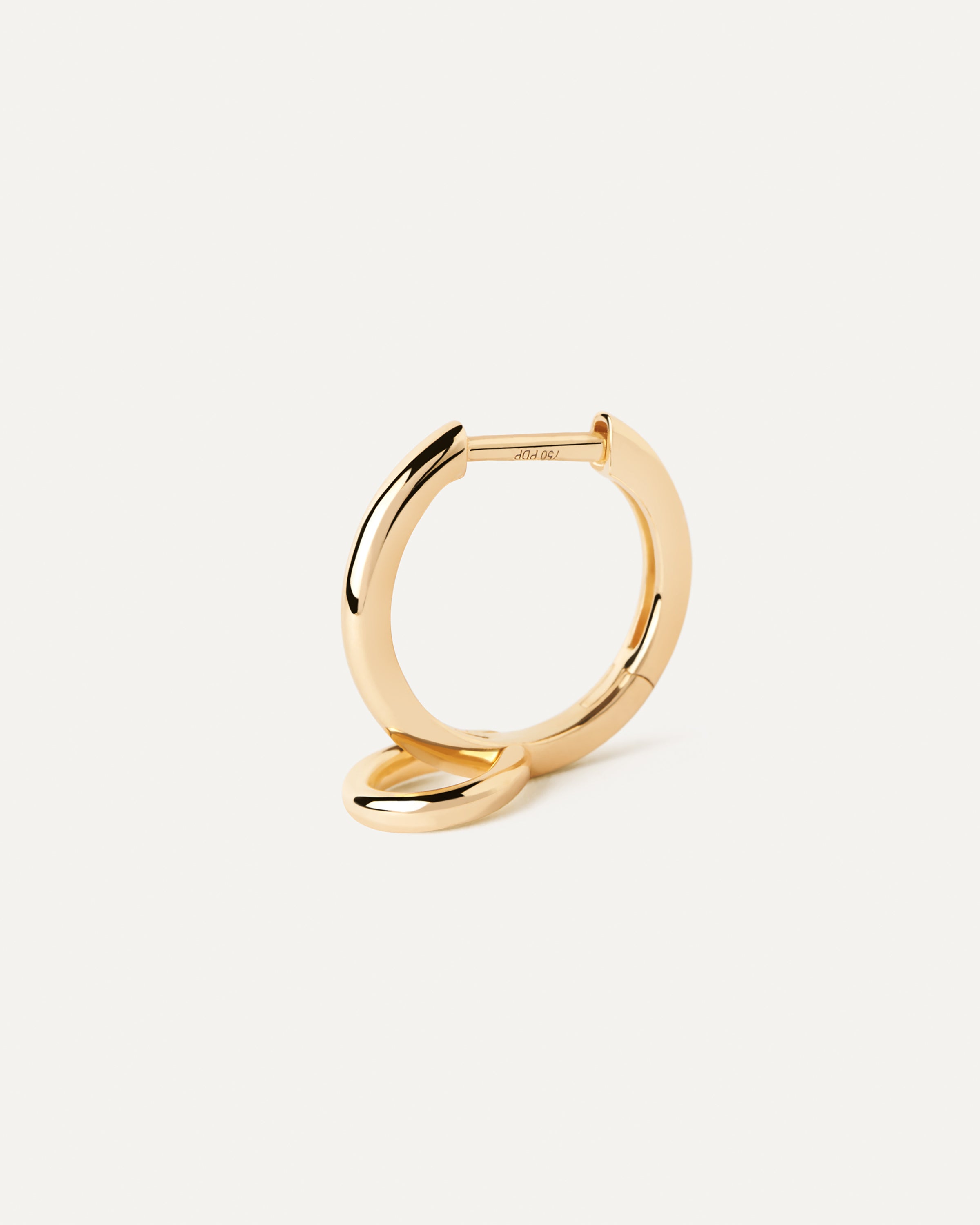 Gold Circle Single Hoop Earrings for Women - Minimalist Dainty Gold Hoop Earrings for Everyday Wear, Gift Giving & Special Occasions