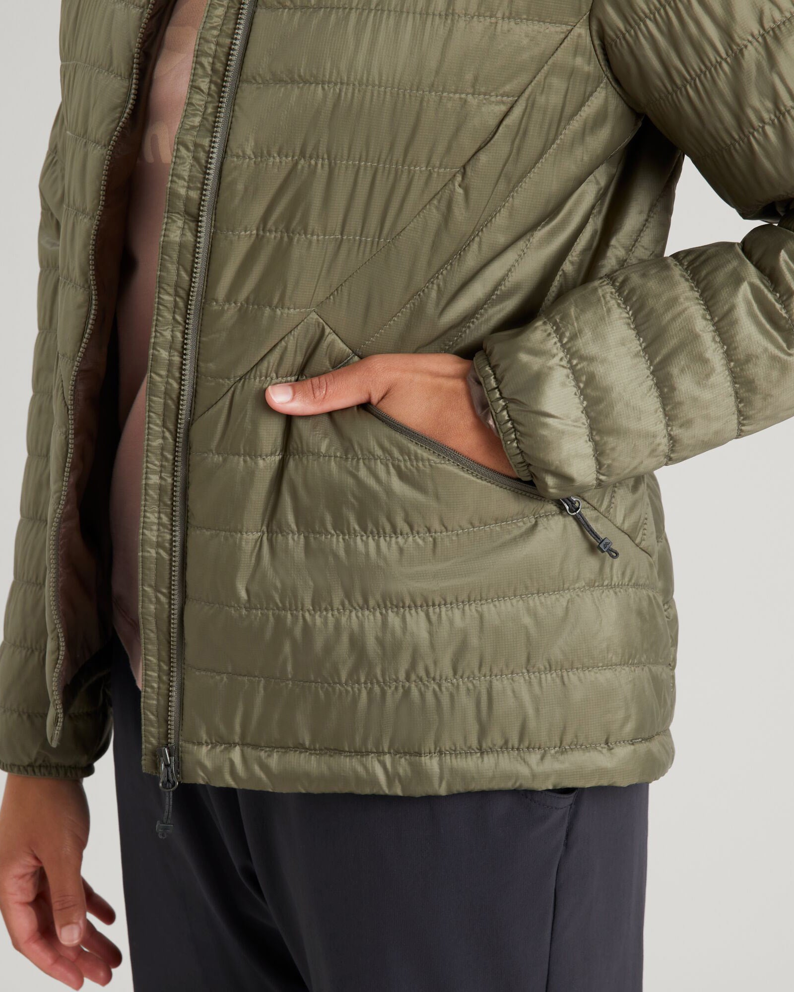 Heli R Women's novaLOFT Jacket - Lightweight Waterproof Winter Coat with Hood, Warm Insulated Outdoor Jacket for Hiking, Skiing & Cold Weather Activities (Beech)