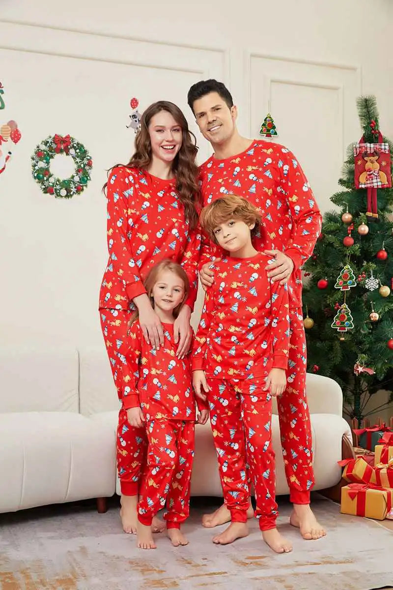 Family Matching Christmas Pajamas Sets - Cozy Holiday Pjs for Family Photos, Christmas Morning & Festive Gatherings