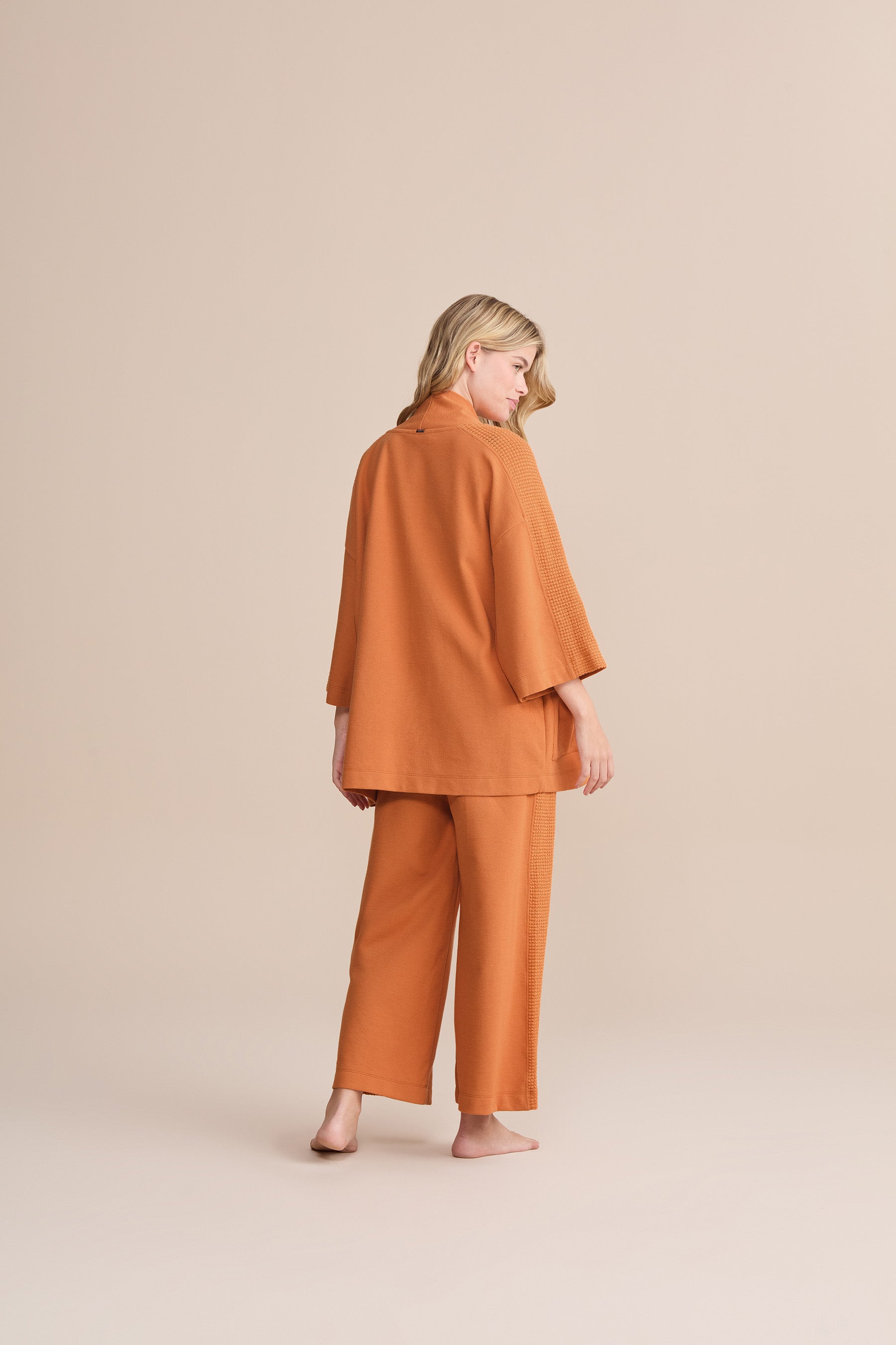 Soft and Comfortable Kimono Robe for Women - Lightweight Loungewear for Spa, Yoga, and Relaxation at Home