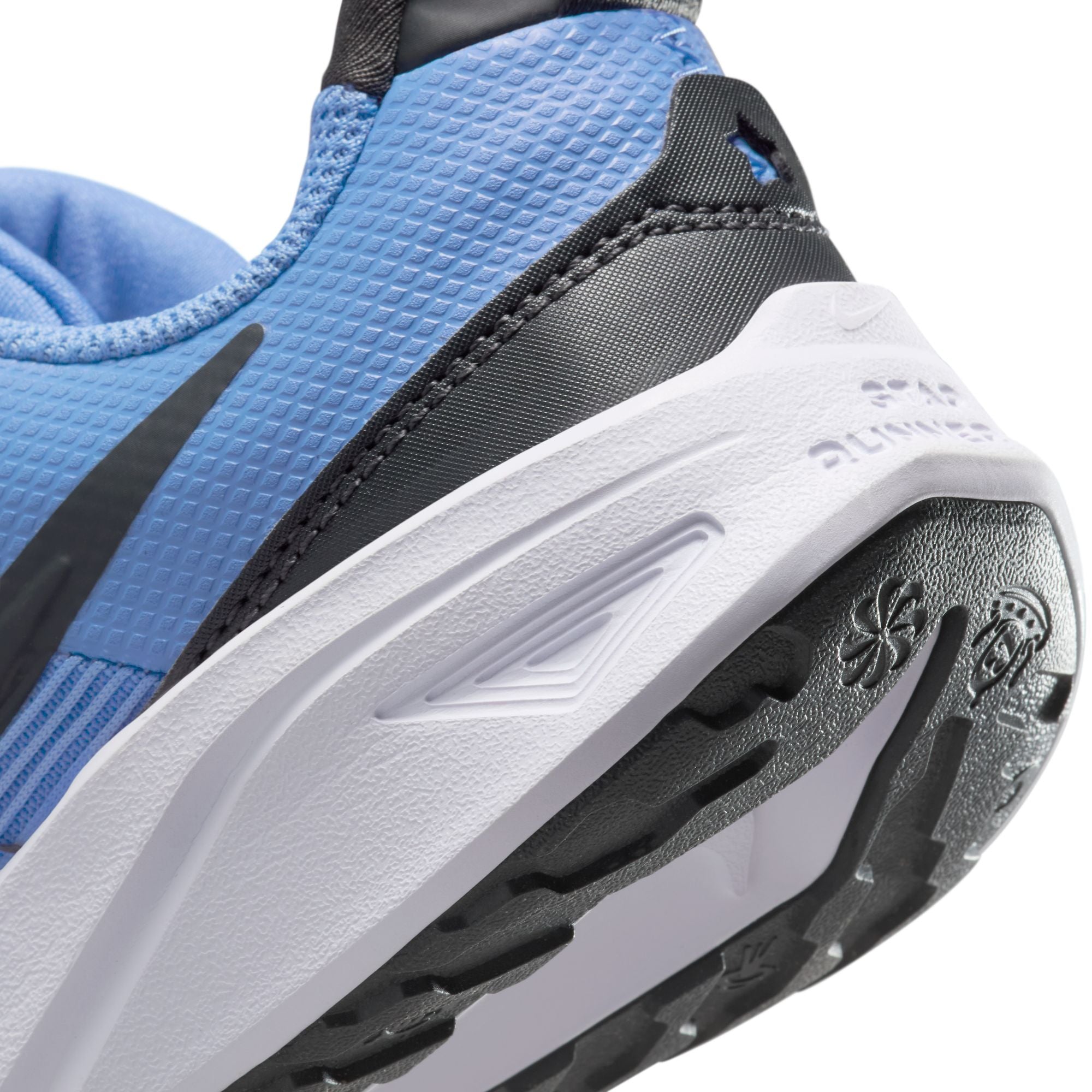 Nike Kids Star Runner 4 Running Shoes for Boys - Lightweight Athletic Sneakers for School, Sports & Everyday Play