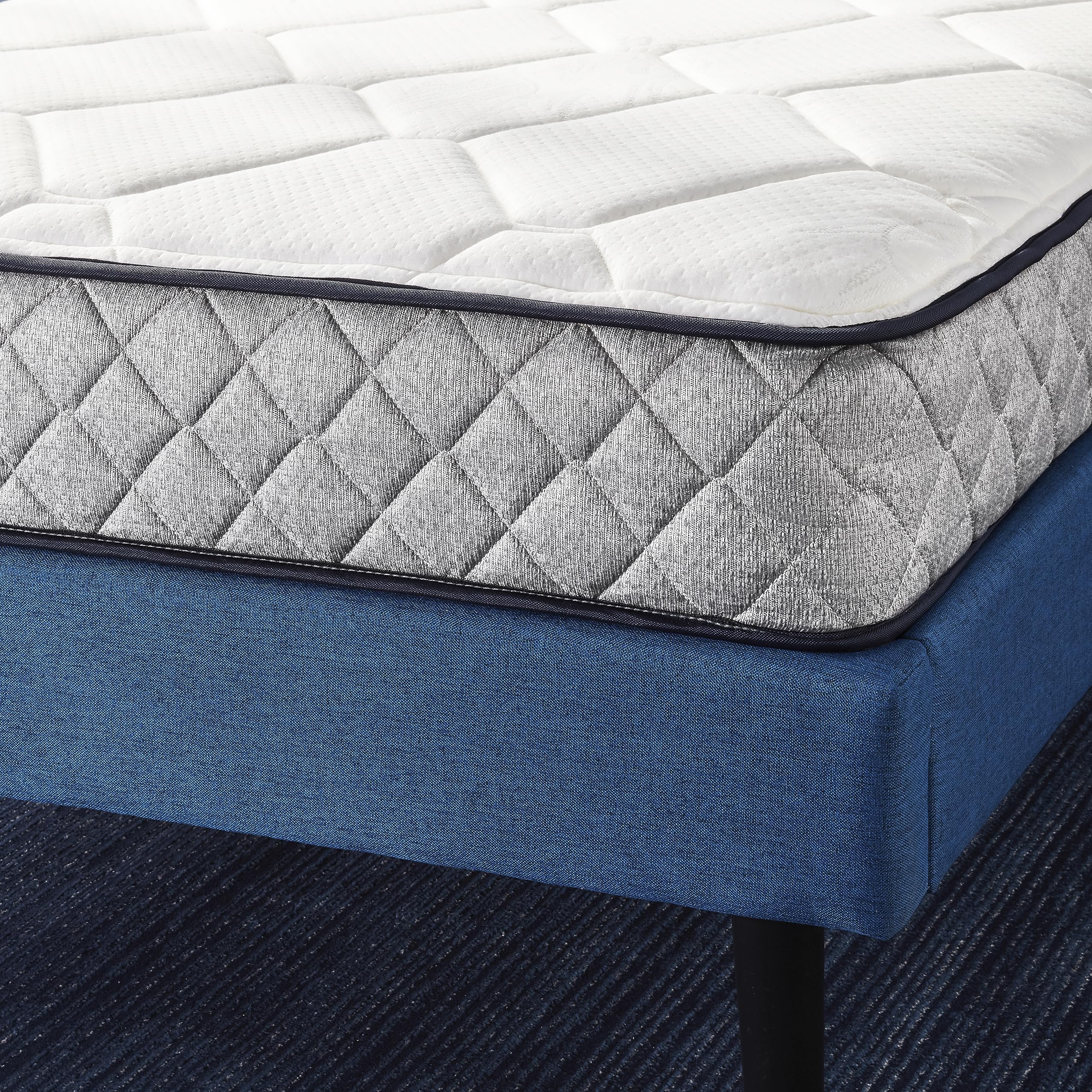 Amazon Basics Premium Memory Foam Mattress - CertiPUR-US® Certified, Medium Firmness, 7-Inch Twin Size in White & Gray - Perfect for Guest Rooms, Dorms & Small Spaces
