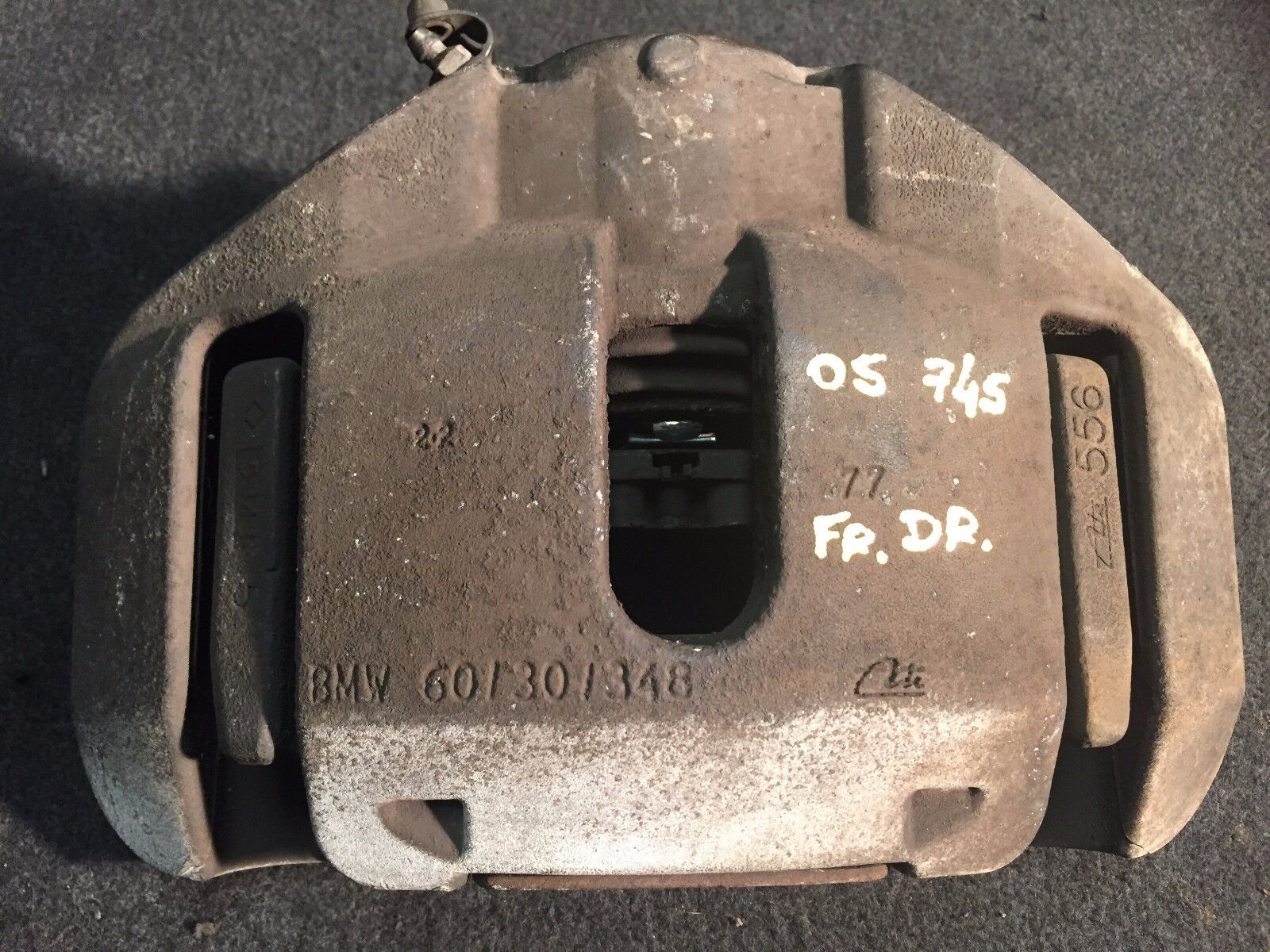 2002-2005 BMW 745i 745li E65 E66 Front Left Driver Side Brake Caliper OEM Replacement - Perfect for Smooth Braking & Performance Driving