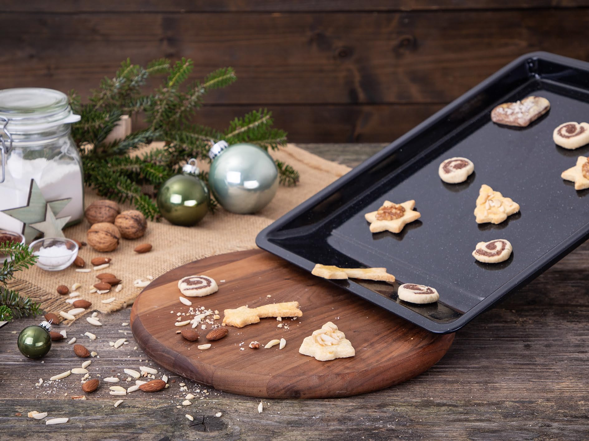 CHG Classic Non-Stick Baking Tray - Premium Carbon Steel Cookie Sheet for Oven, Roasting & Baking - Perfect for Cookies, Pizza, Roast Chicken & More (Anthracite)