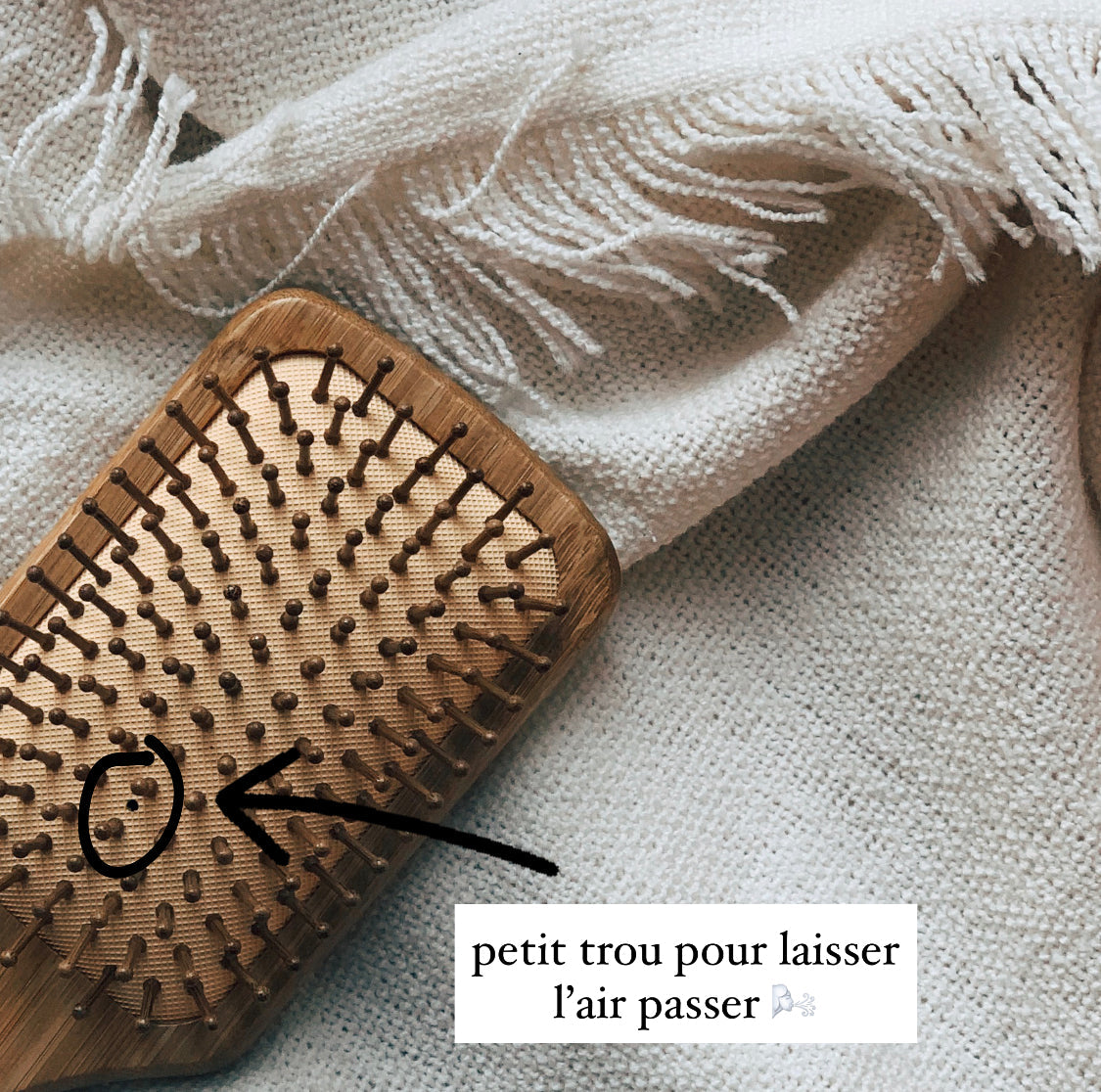 Natural Bamboo Hair Brush for Detangling & Scalp Massage - Eco-Friendly Wooden Hairbrush for Shiny, Smooth Hair - Perfect for Home, Travel & Salon Use