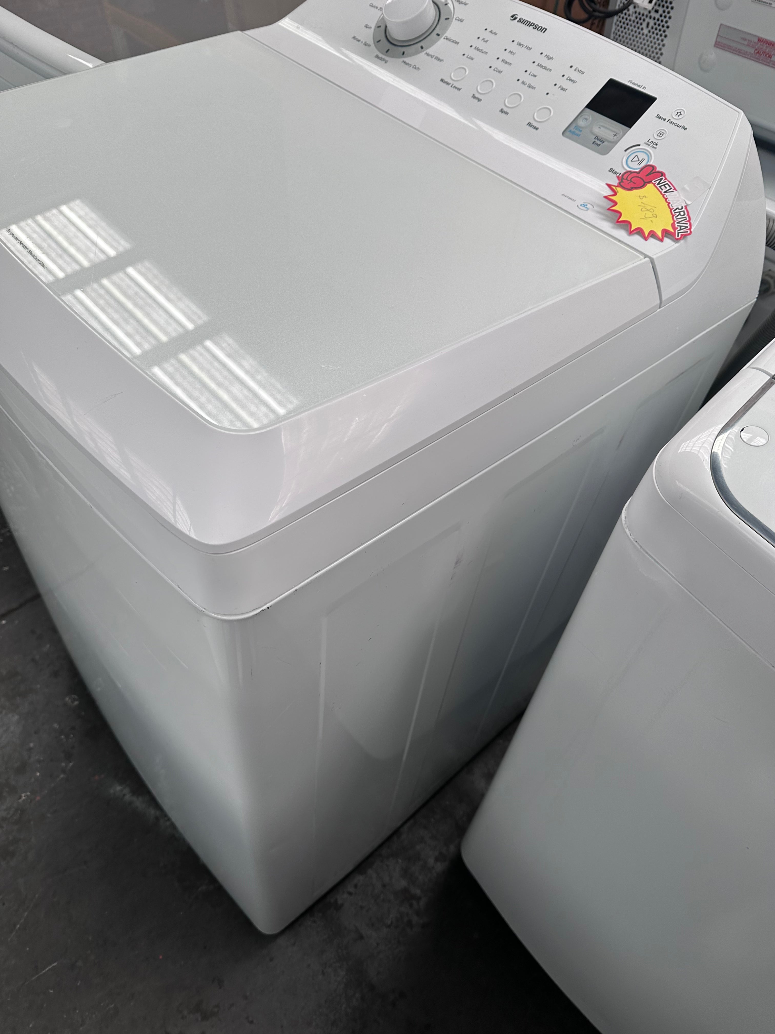 Refurbished Simpson 8kg Top Load Washing Machine - Energy Efficient Laundry Solution for Apartments & Small Homes | Perfect for Compact Spaces & Eco-Friendly Living