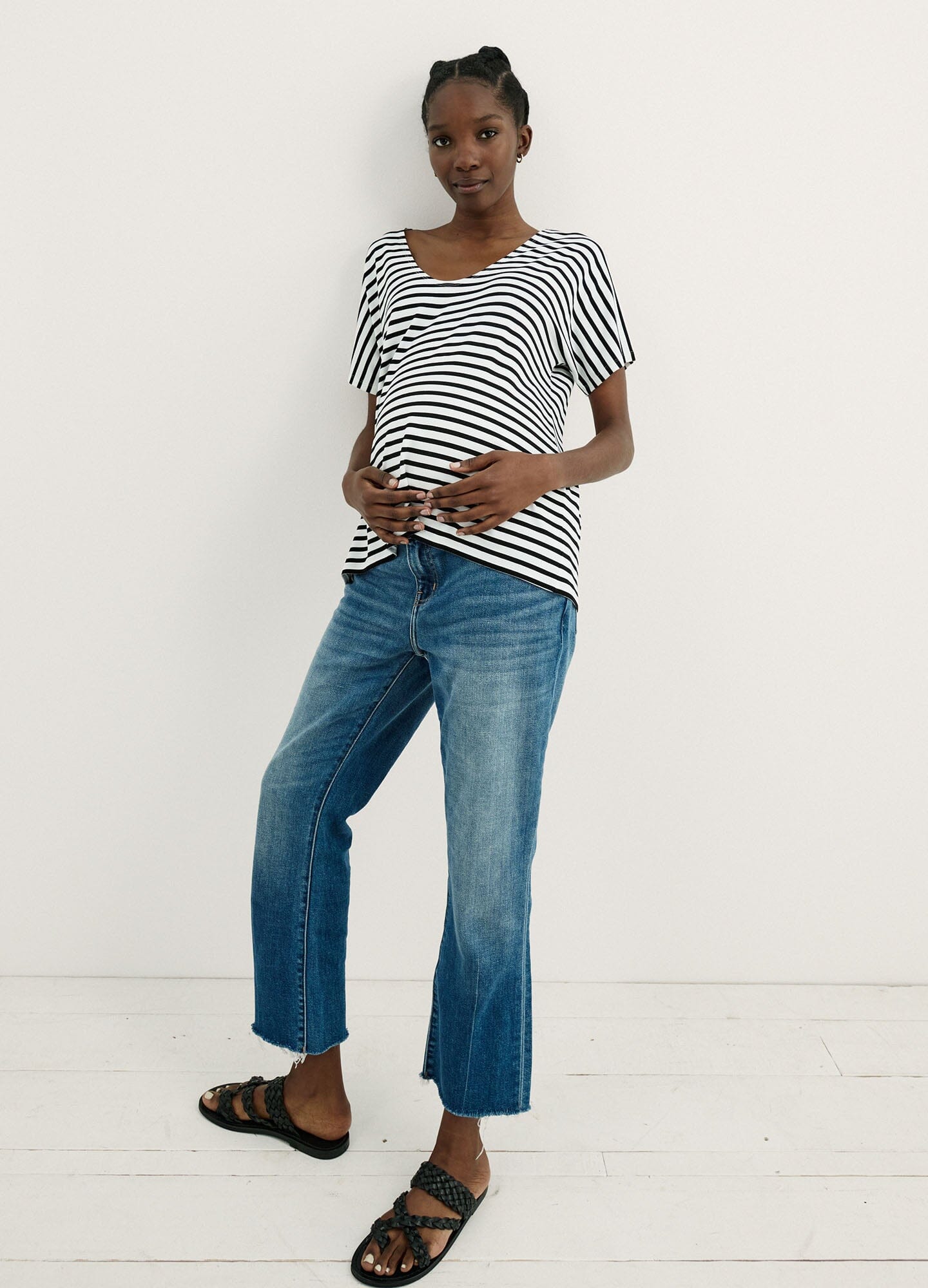 The Perfect Vee 7 - Premium Comfort & Style for Everyday Wear | Ideal for Work, Travel & Casual Outfits
