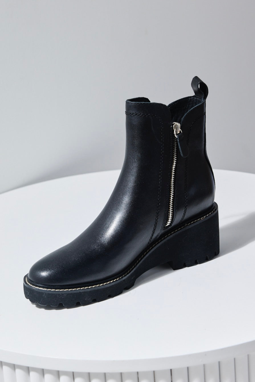 Parson Black Chunky Zip Leather Ankle Boots for Women - Stylish & Comfortable Winter Shoes - Perfect for Casual Outfits, Office Wear & Night Out