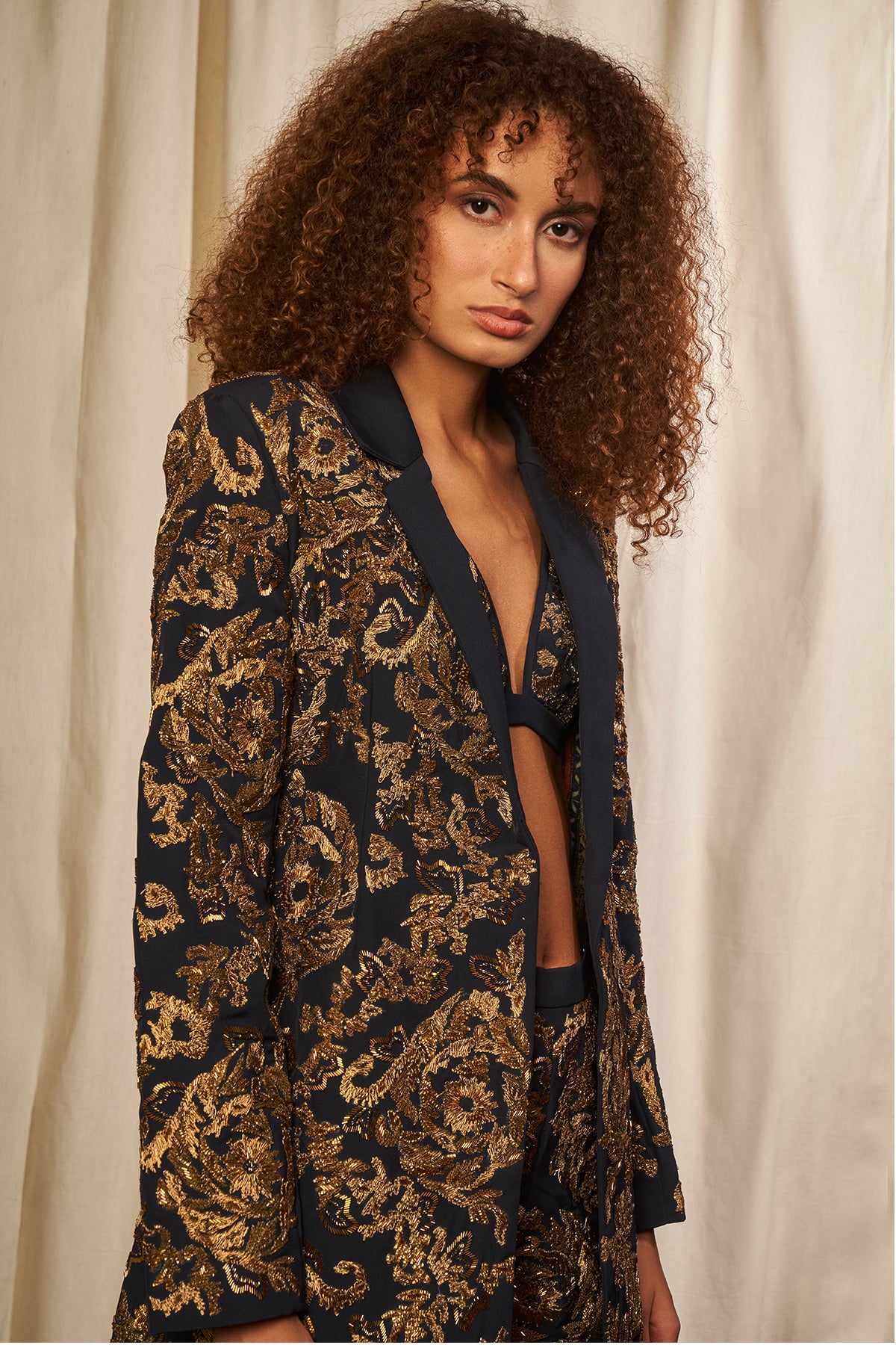 Elegant Navy Blue Baroque Embroidered Jacket for Women - Perfect for Fall Fashion, Parties & Special Occasions