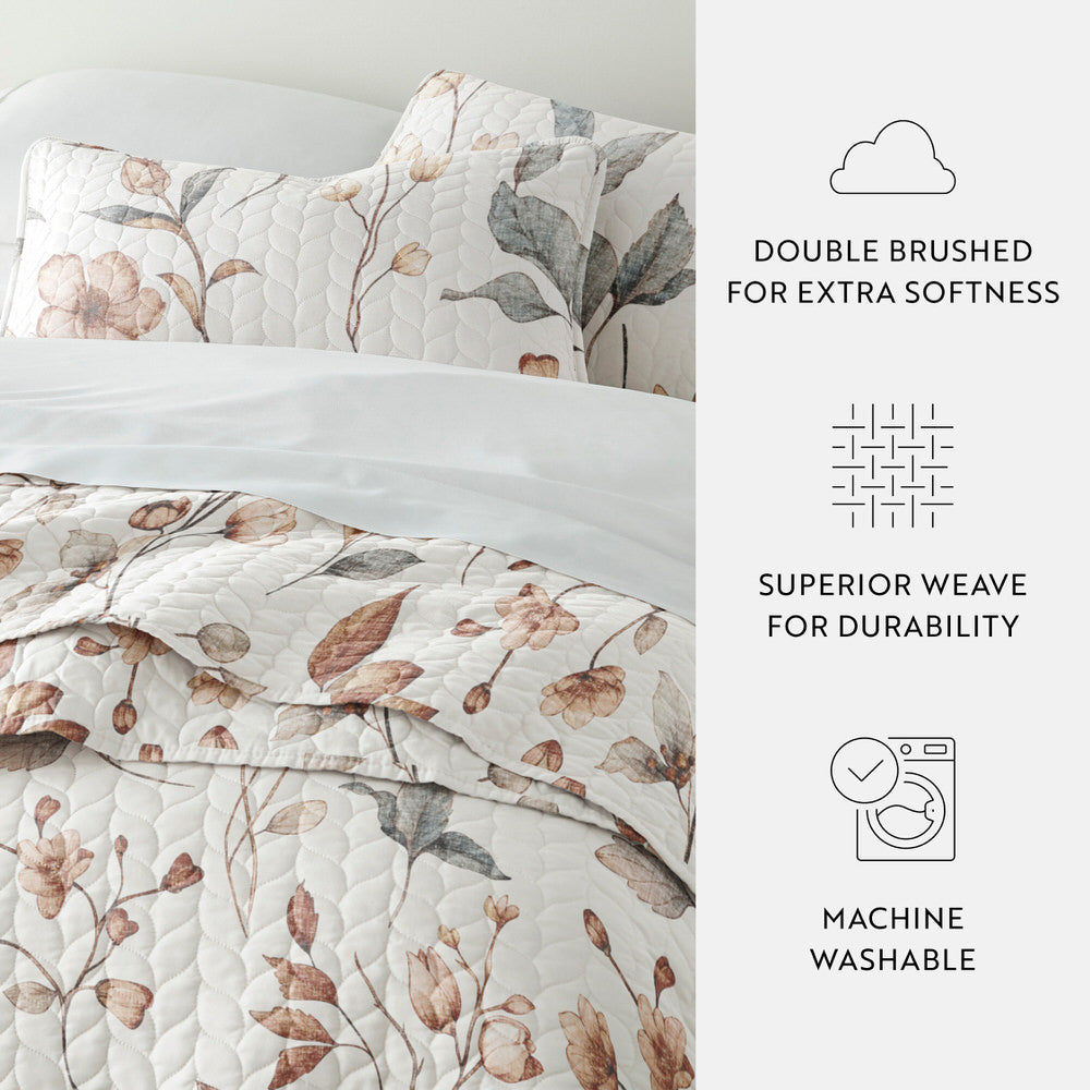 Russet Floral Quilted Coverlet Set - Queen Size Bedspread with Matching Shams, Soft & Cozy Quilted Bedding Set for All Seasons - Perfect for Master Bedroom, Guest Room & Farmhouse Decor