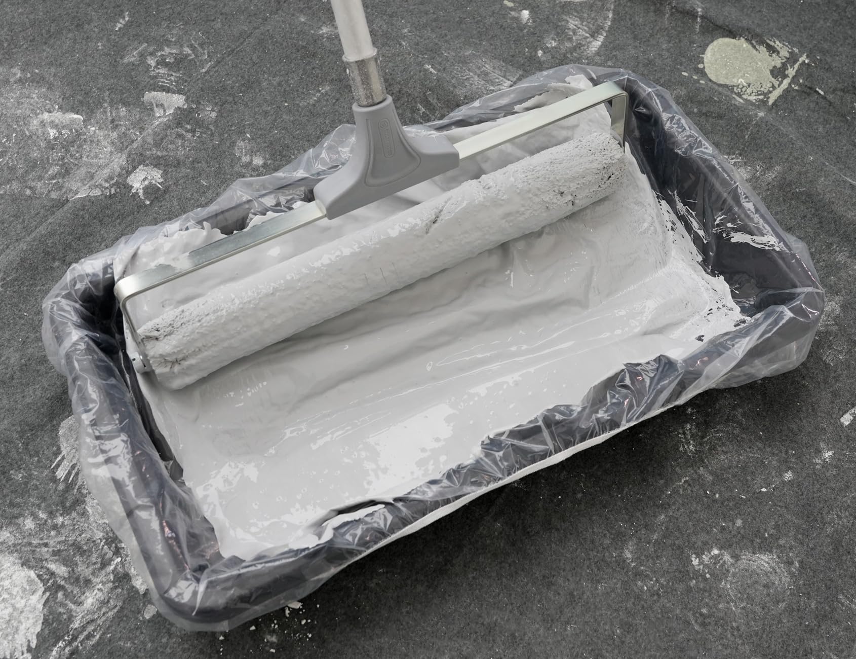 ROLLINGDOG 18 Inch Paint Roller Kit with 2 Tray Liners - Professional Wall Painting Tools for Smooth Finish - Perfect for Home Renovation, Interior Walls & Ceilings