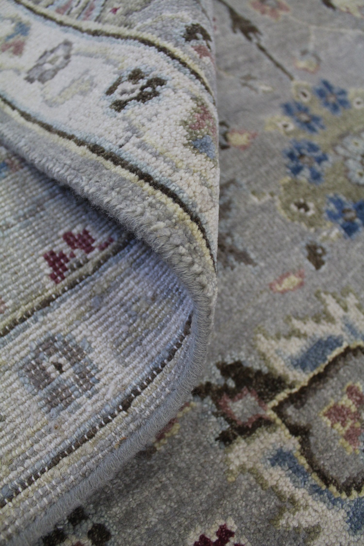 Handwoven Agra Palmette Transitional Area Rug - J62749 - Perfect for Living Room, Bedroom, or Dining Room Décor