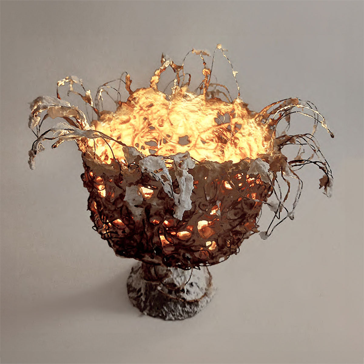 Glow in The Dark Scribble Cup - Unique Luminous Table Sculpture for Home Decor, Office Desk & Gift Ideas