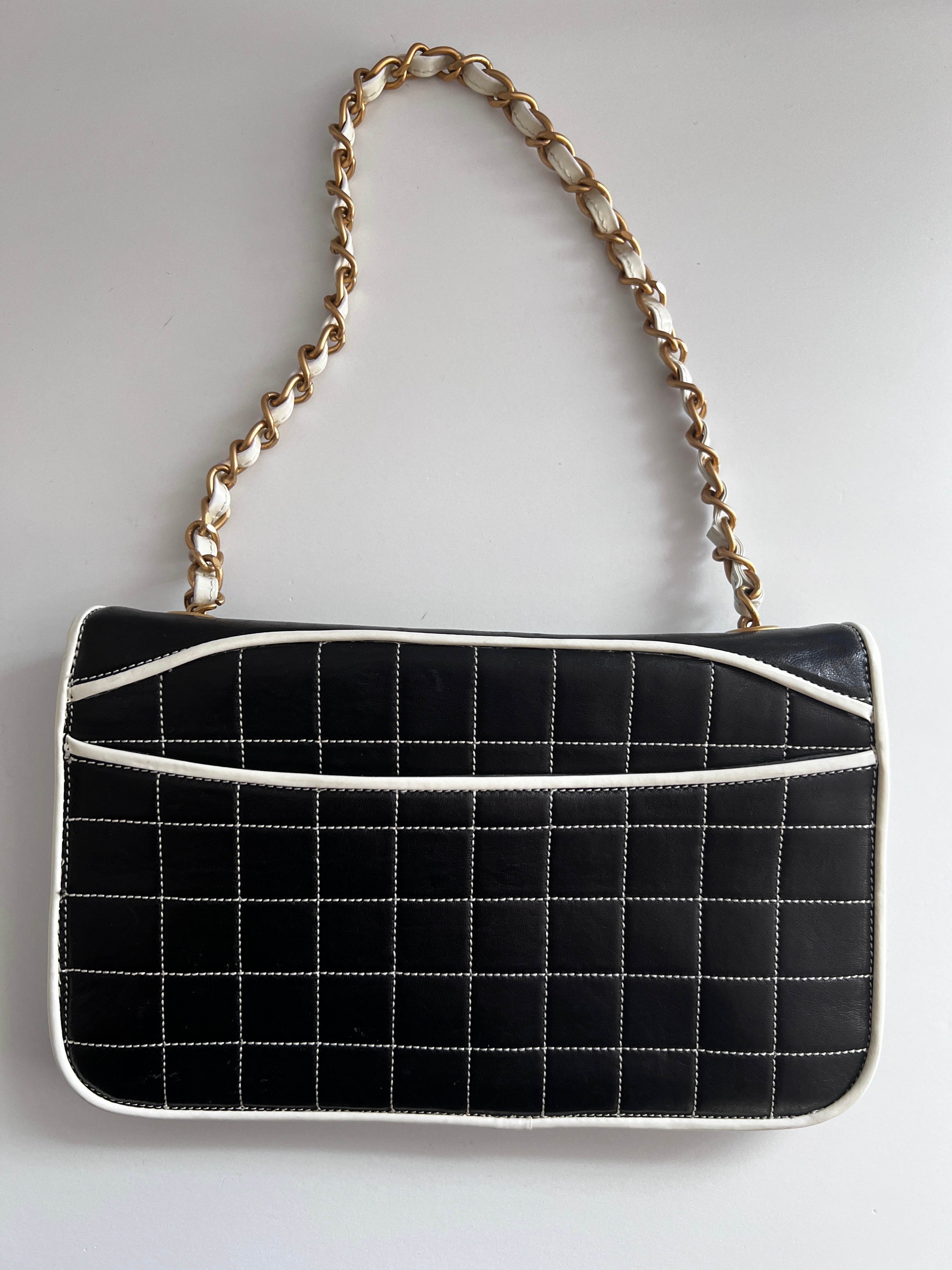 Chanel 2.55 Reissue Bag 2000 Vintage - Classic Flap Shoulder Bag for Women | Perfect for Date Night, Office & Special Occasions