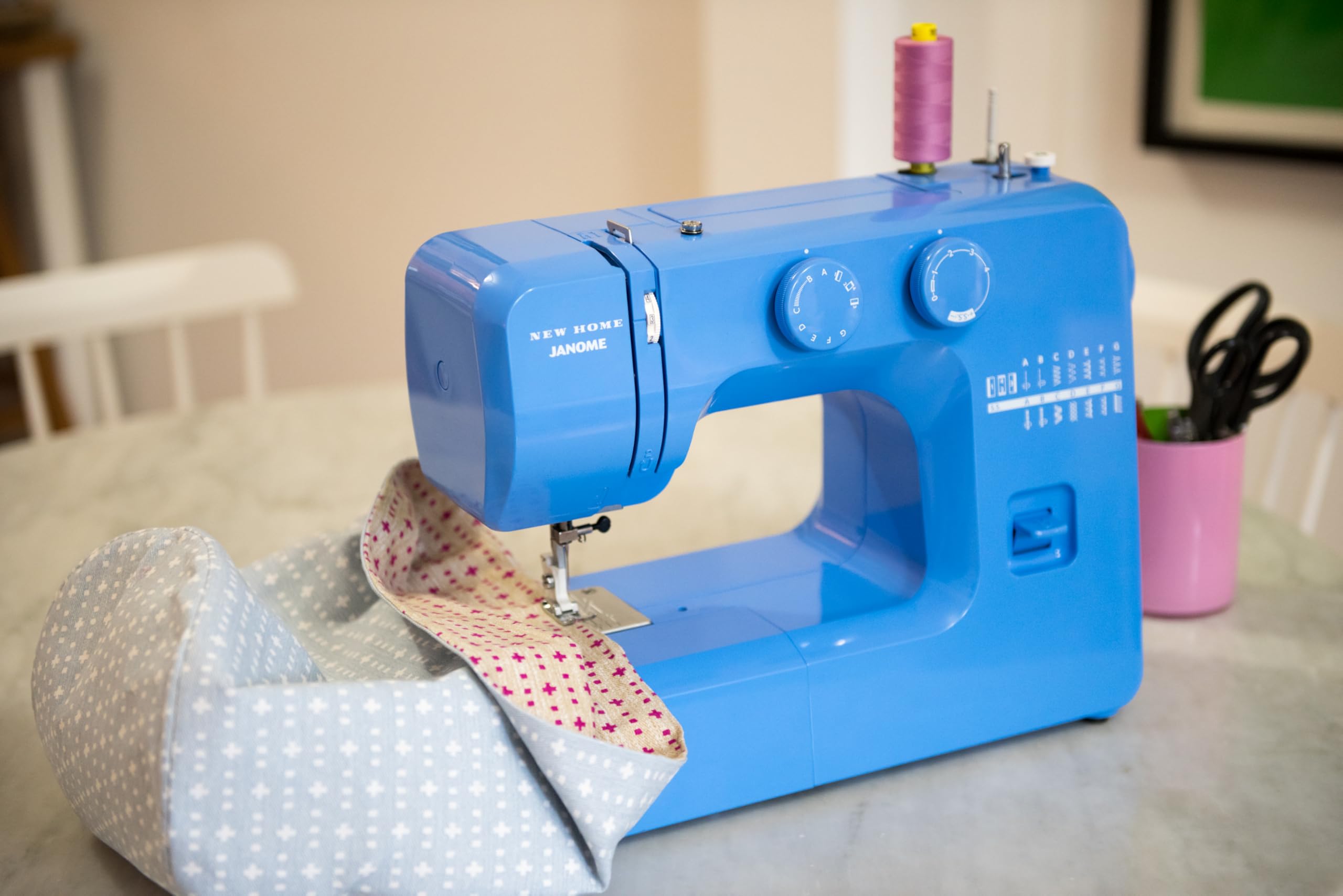 Janome Blue Couture Easy-to-Use Sewing Machine with Interior Metal Frame - Beginner Friendly with Bobbin Diagram & Tutorial Videos | Perfect for DIY Crafts, Home Decor & Fashion Projects