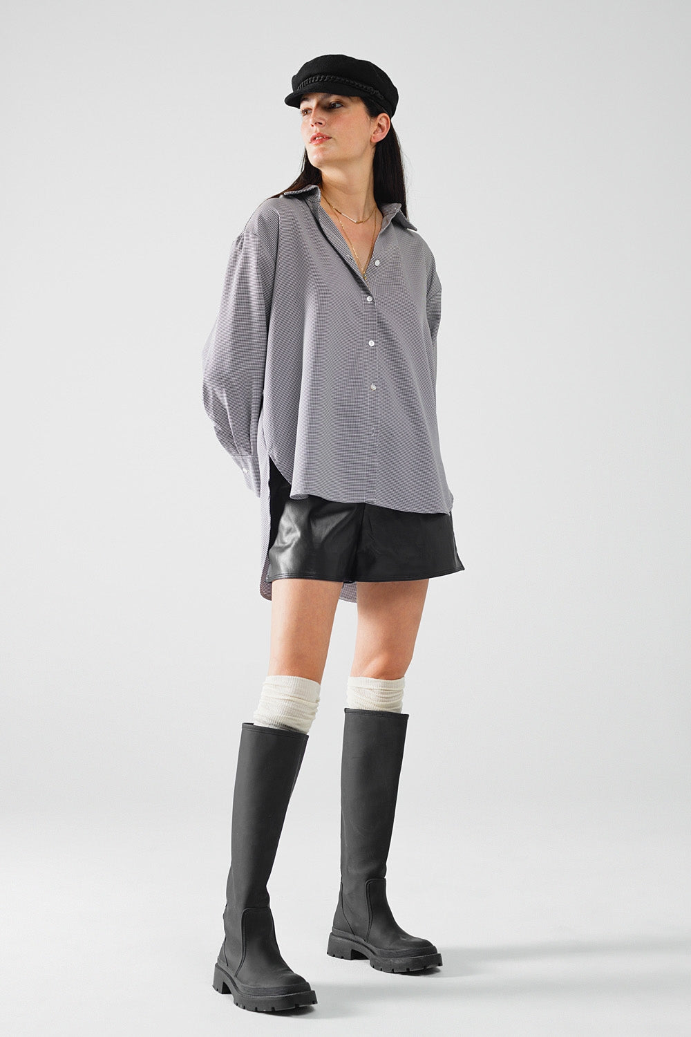 Oversize Checkered Shirt with Bow Tie in Black and White - Perfect for Casual Outfits, Layering & Stylish Everyday Wear