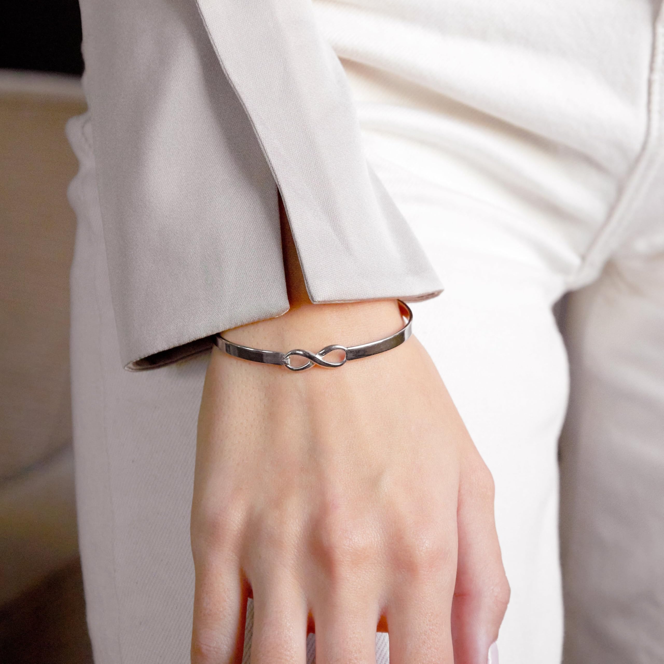 Engravable Sterling Silver Infinity Bangle Bracelet for Women - 7 Inch Adjustable Personalized Jewelry - Romantic Couples Bracelet Gift for Girlfriend, Wife & Mom - Perfect for Anniversaries, Birthdays & Mother's Day