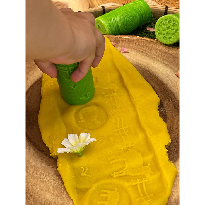 Yellow Door® Let's Roll Seasons Dough Roller Set - 4 Seasonal Textured Rolling Pins for Kids Sensory Play, Early Learning & Fine Motor Skills Development - Perfect for Playdough, Clay & Baking Activities