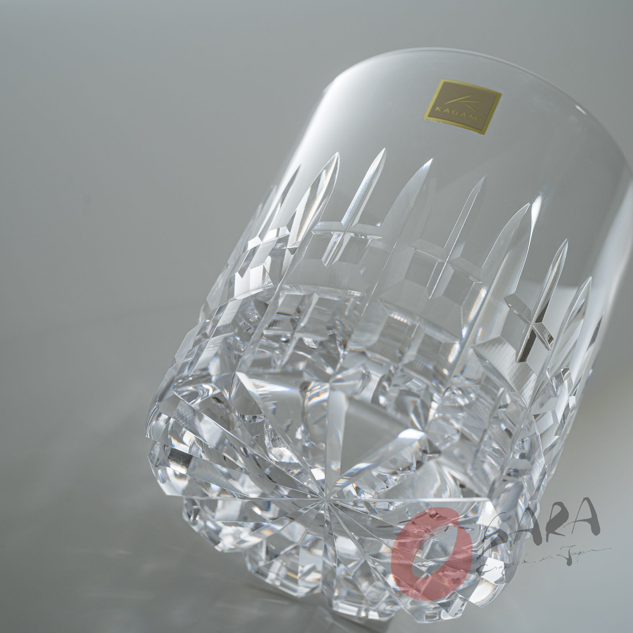 Premium KAGAMI Crystal Japanese Handmade Whiskey Glass Set - 370ml Icicle Design for Bourbon, Scotch & Cocktails - Elegant Barware for Home Entertaining & Gift Giving