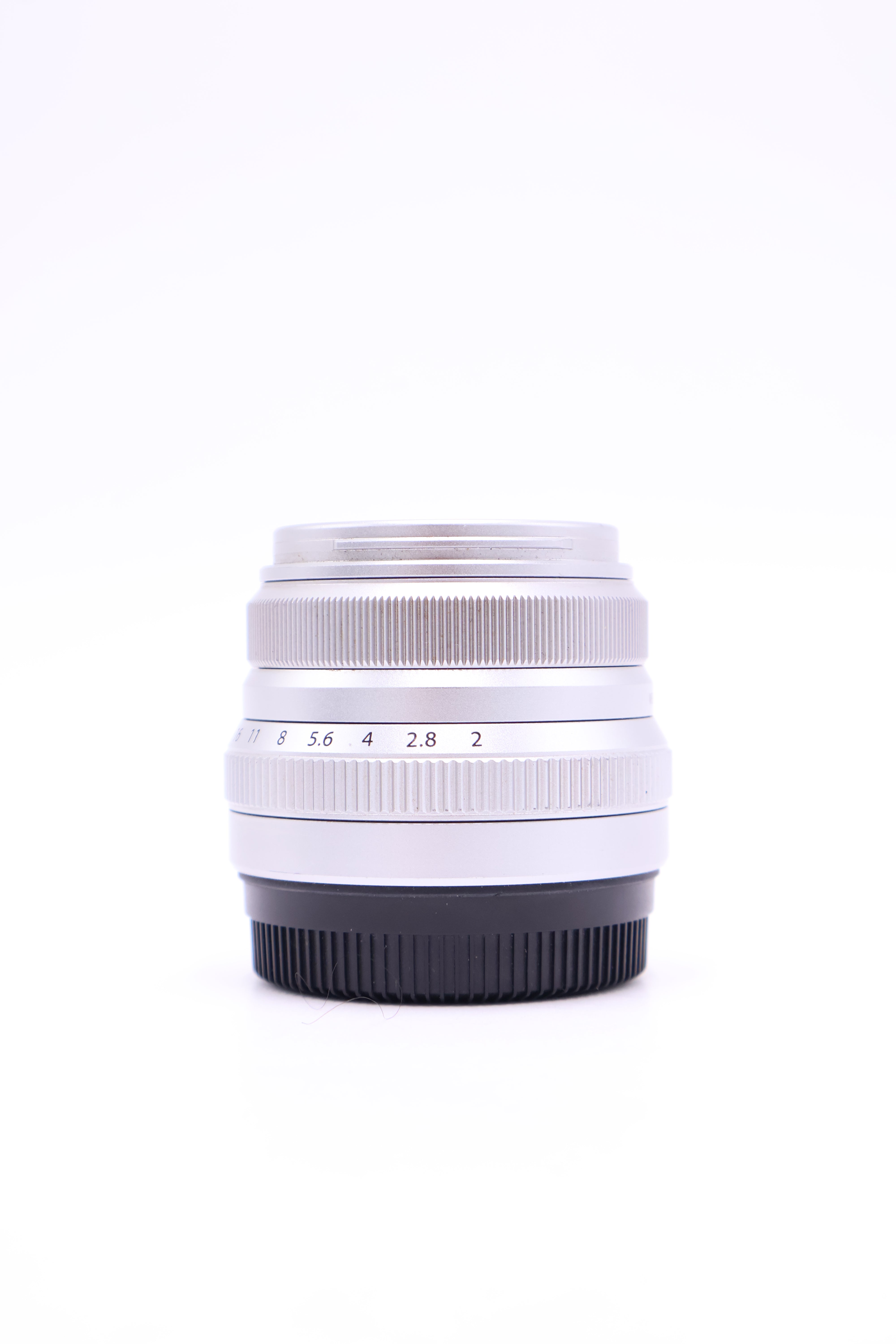 Fujifilm XF 35mm f/2 R WR Silver Weather-Resistant Prime Lens - Used - Perfect for Portrait, Street & Travel Photography