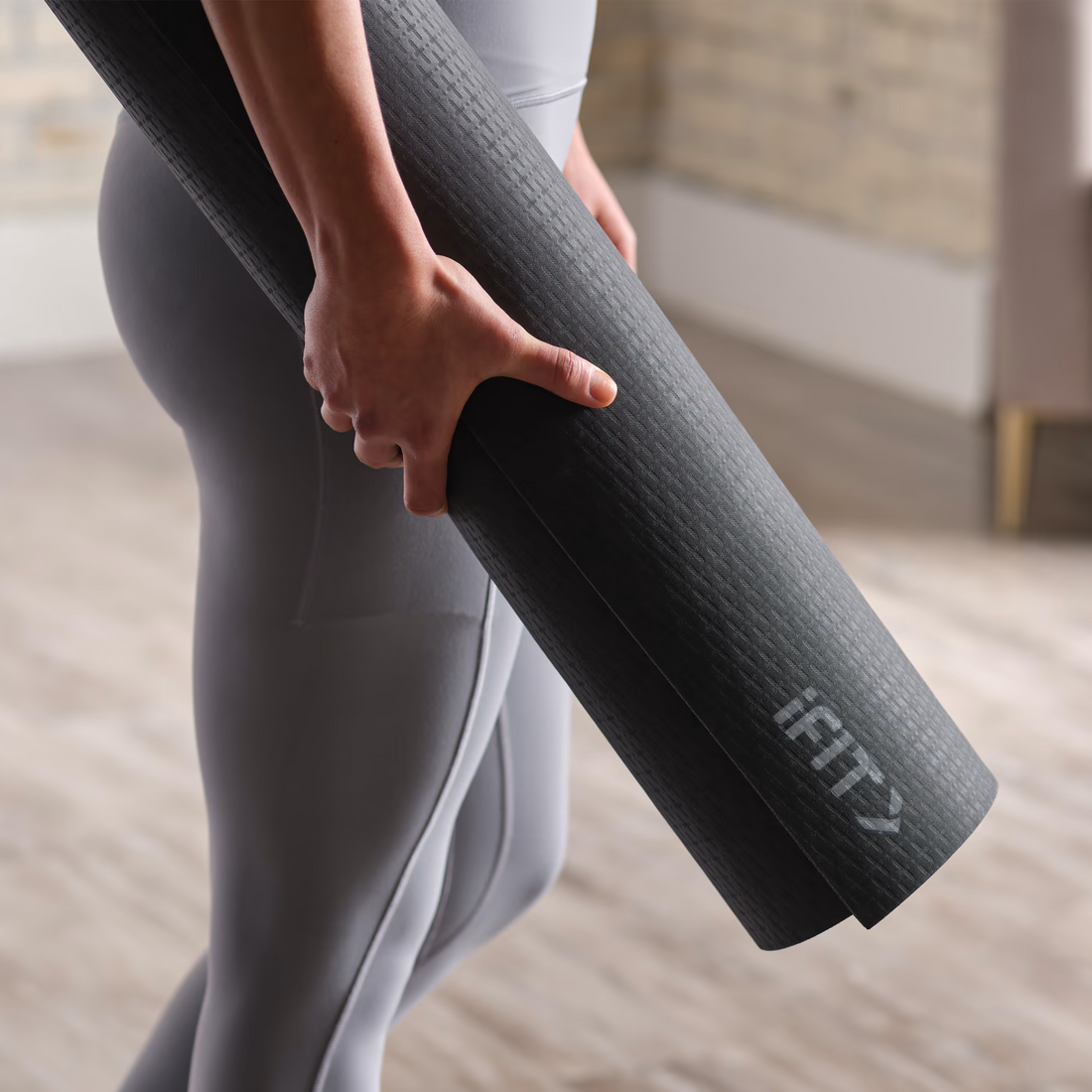Premium 6mm Thick Non-Slip Rubber Yoga Mat for Home & Studio Workouts - Eco-Friendly Exercise Mat for Pilates, Stretching & Fitness Training