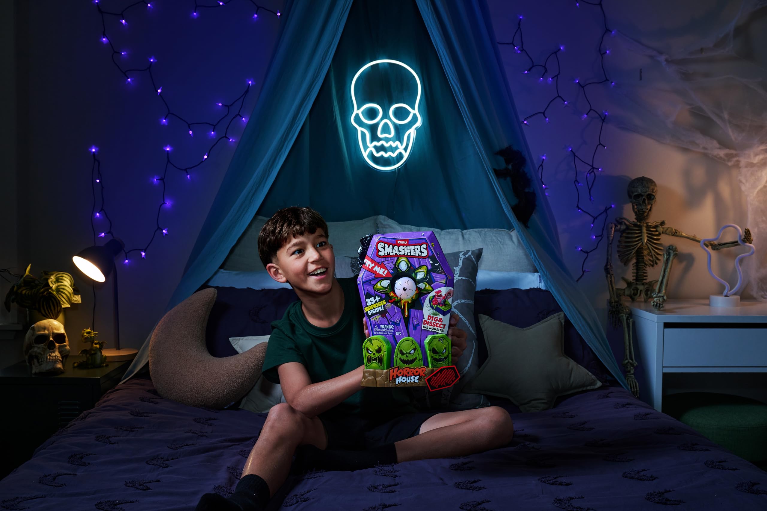 ZURU Smashers Mega Horror House - Black Interactive Collectible Toy for Kids & Teens | Halloween Party Favor, Scary Play Set, Monster-Themed Gift Idea