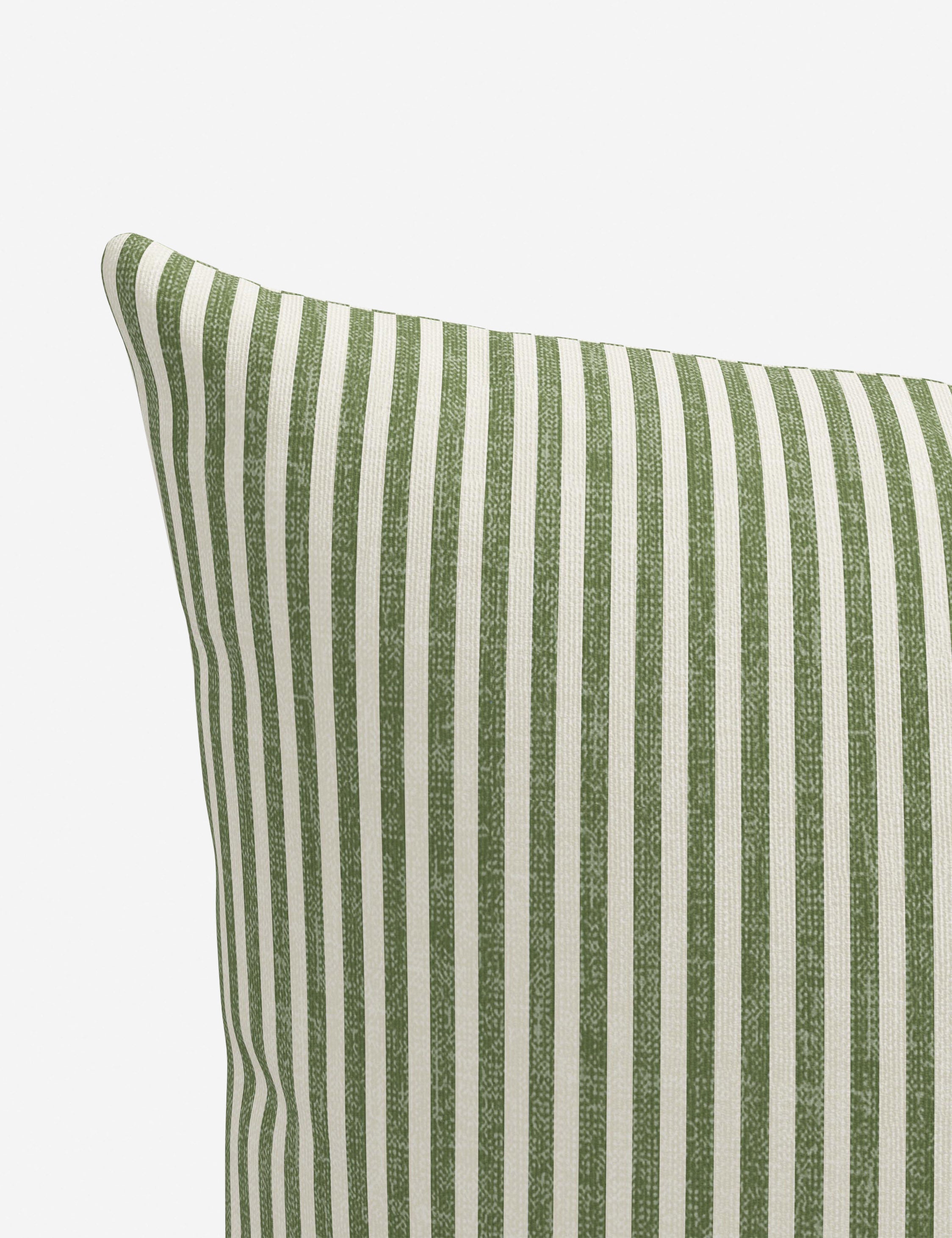 Appleyard Decorative Throw Pillow Covers - Soft Indoor Outdoor Cushion for Sofa, Bed, Patio & Garden - Waterproof & UV Resistant Home Decor Accent