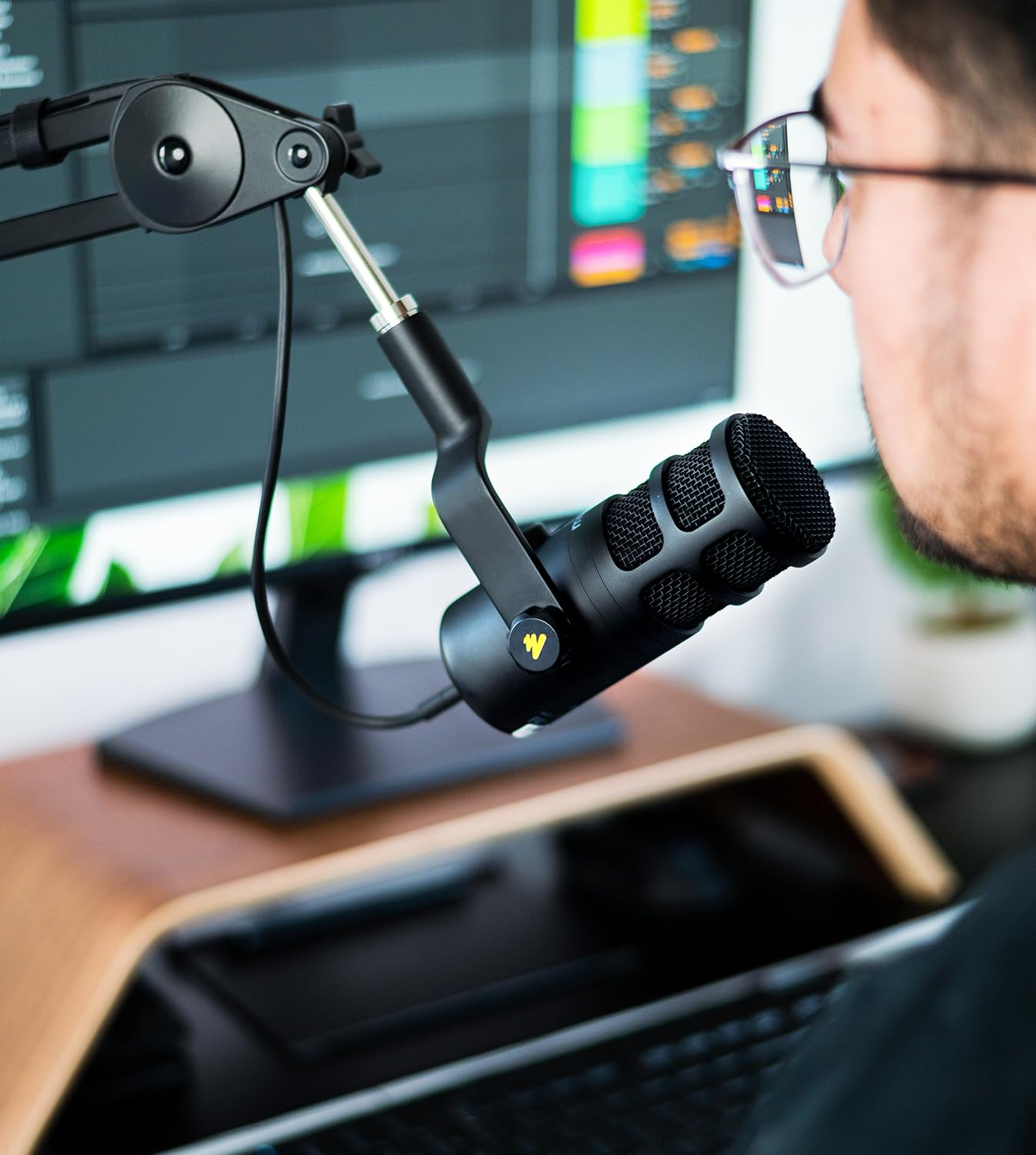 MAONO PD100U USB Dynamic Microphone for Podcasting & Streaming - Professional Cardioid Studio Mic with Gain Control, Plug & Play, Metal Build & Noise Isolation - Perfect for Home Studio, Gaming, YouTube & Voice Recording