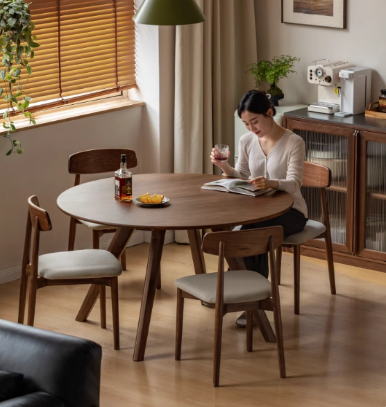 Black Walnut Solid Wood Retro Round Dining Table - Handcrafted Vintage Style 48 Inch Farmhouse Table for Dining Room, Kitchen & Outdoor Entertaining