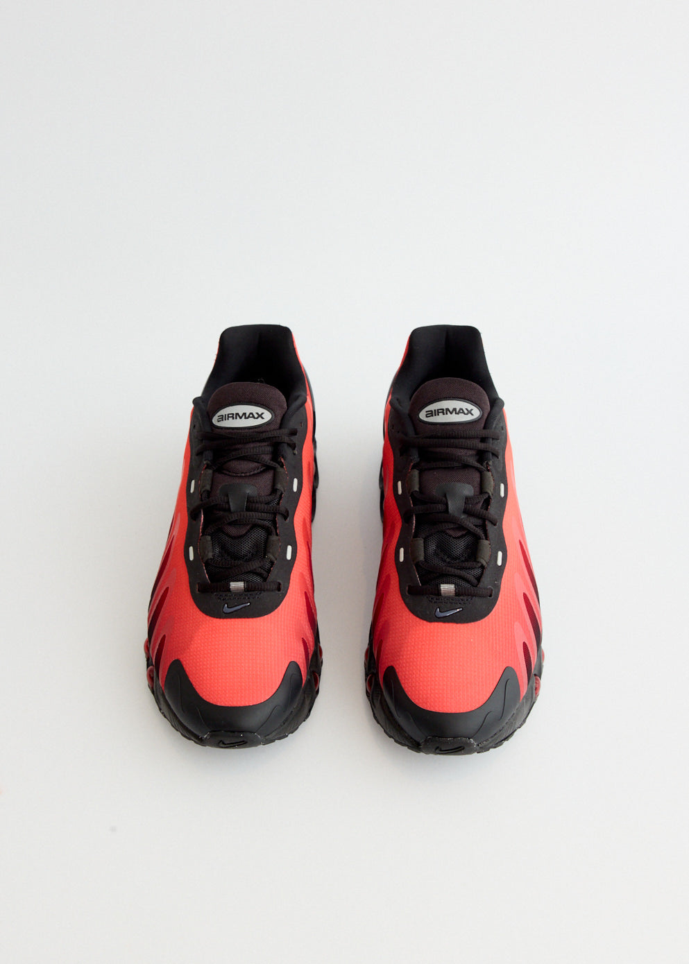 Nike Air Max DN8 'Bred' Men's Running Shoes - Black/Red Basketball Sneakers for Comfort & Style - Perfect for Gym Workouts, Jogging & Streetwear Fashion