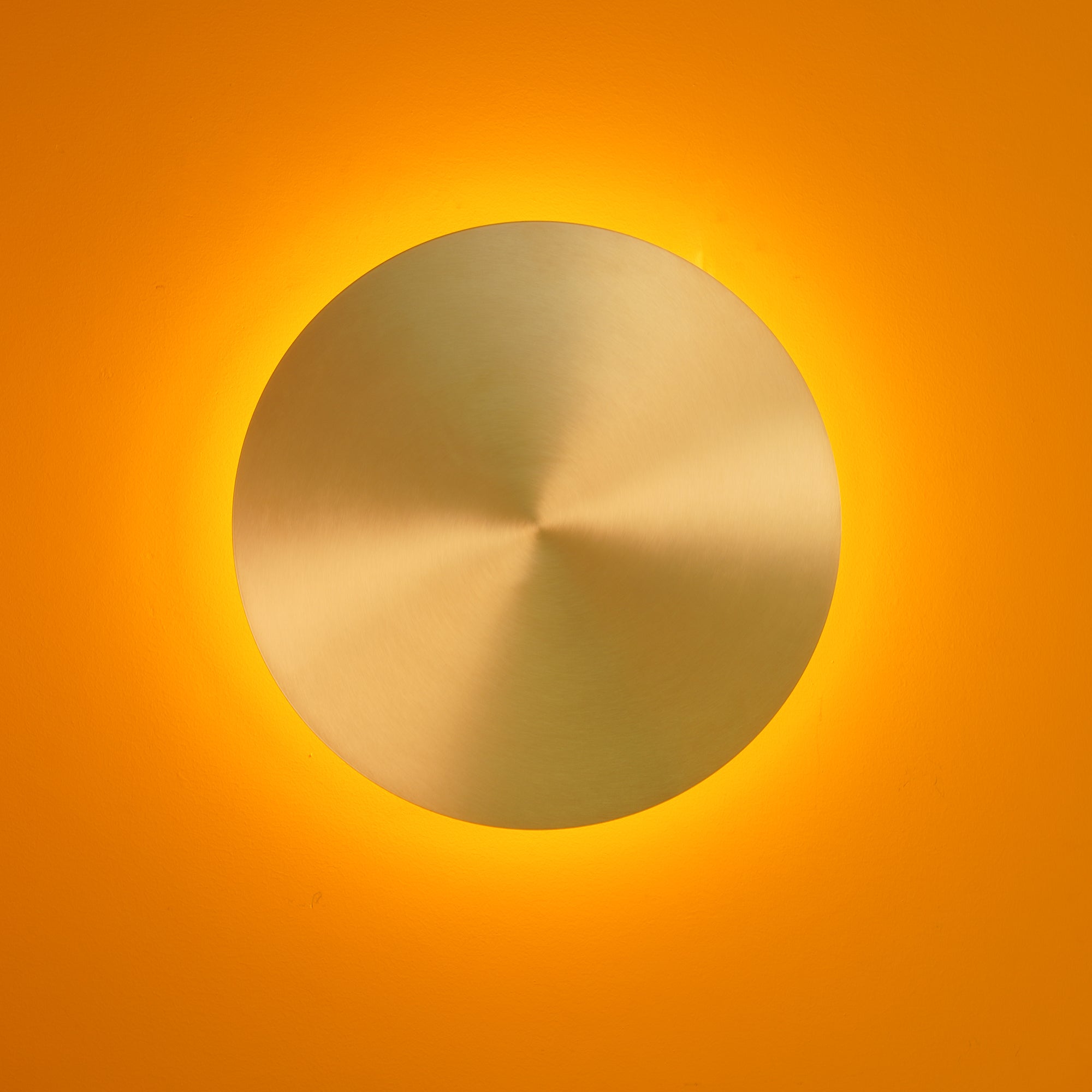 Gossa Sconce Wall Light - Modern LED Wall Sconce for Bedroom, Living Room & Hallway - Energy Efficient Indoor Lighting Fixture with Adjustable Brightness