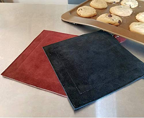 Premium Suede Trivet and Oven Mitt Set (2-Pack) - Heat Resistant Kitchen Accessories - Perfect Hostess Gift & Housewarming Present in Anchor Grey - Ideal for Baking, Cooking, and Protecting Countertops