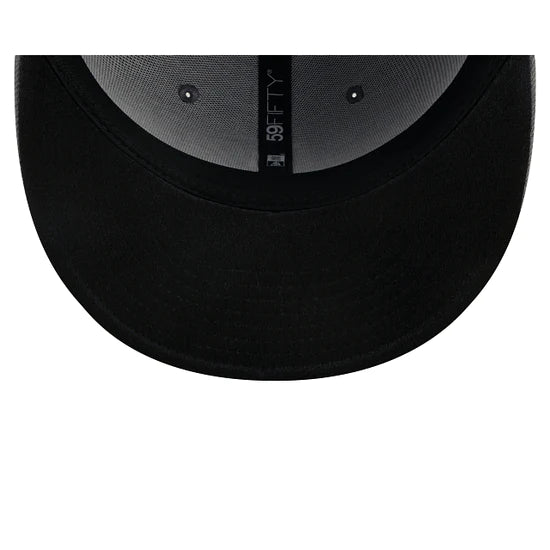 New England Patriots Grey 59FIFTY Fitted Hat for Men - Official NFL Snapback Cap for Football Fans & Game Day Outfits
