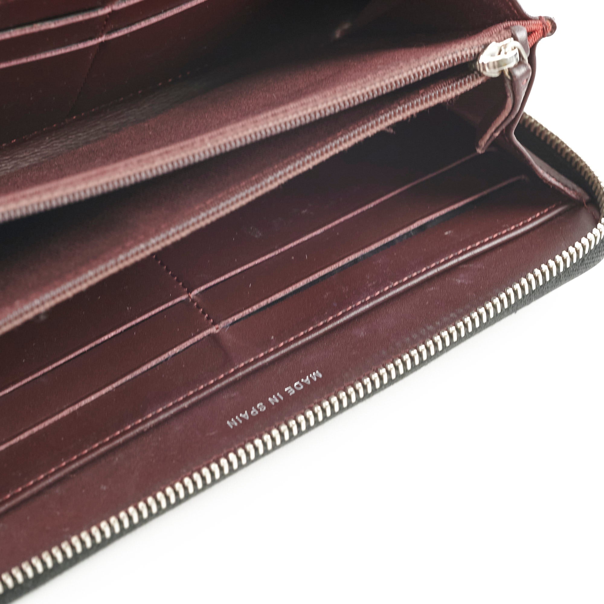 Chanel Caviar Leather Long Wallet for Women - Black Luxury Designer Clutch with Multiple Card Slots - Perfect for Everyday Use & Special Occasions