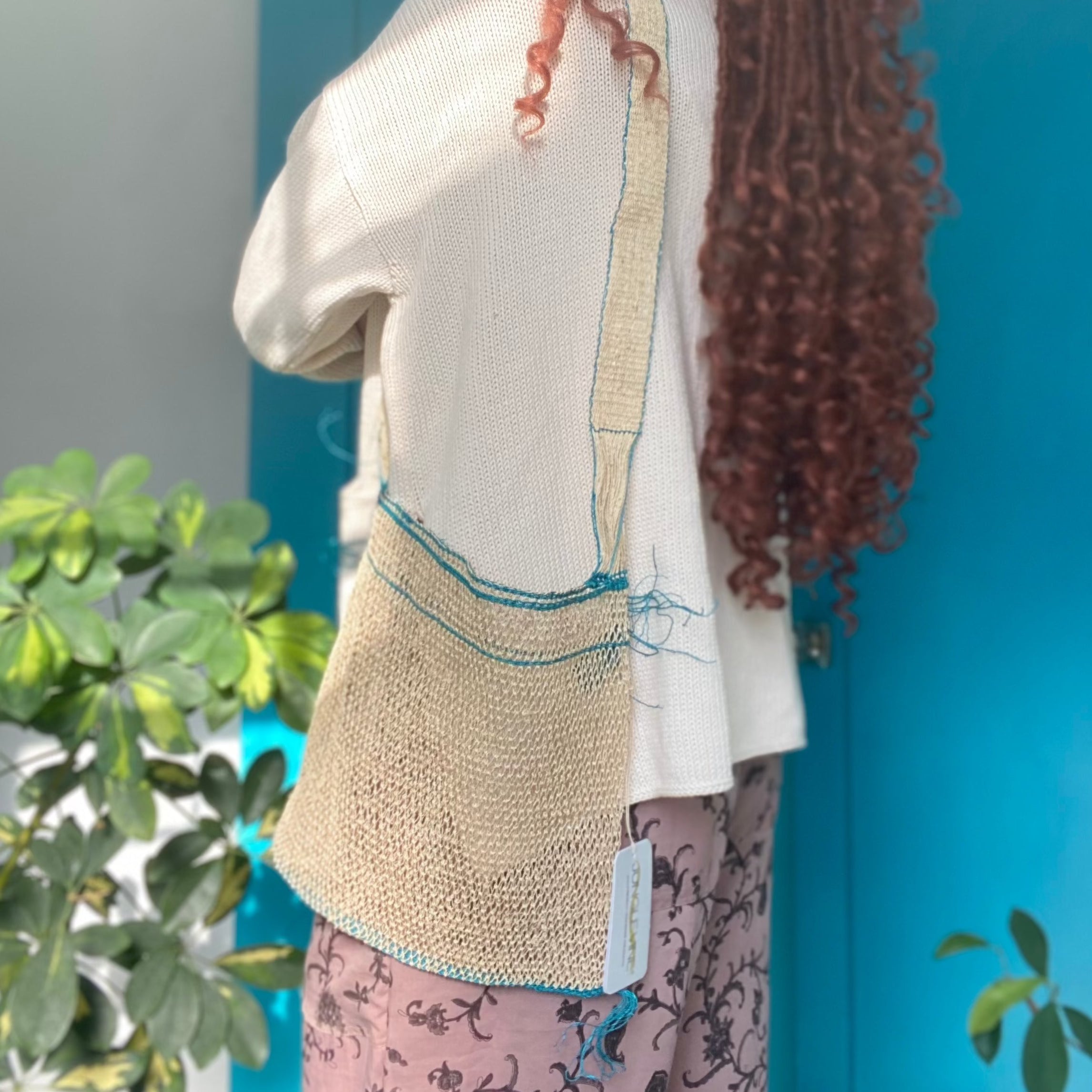 Stylish Medium Beach Bag for Women - Large Waterproof Tote with Pockets - Perfect for Pool, Travel & Summer Outings