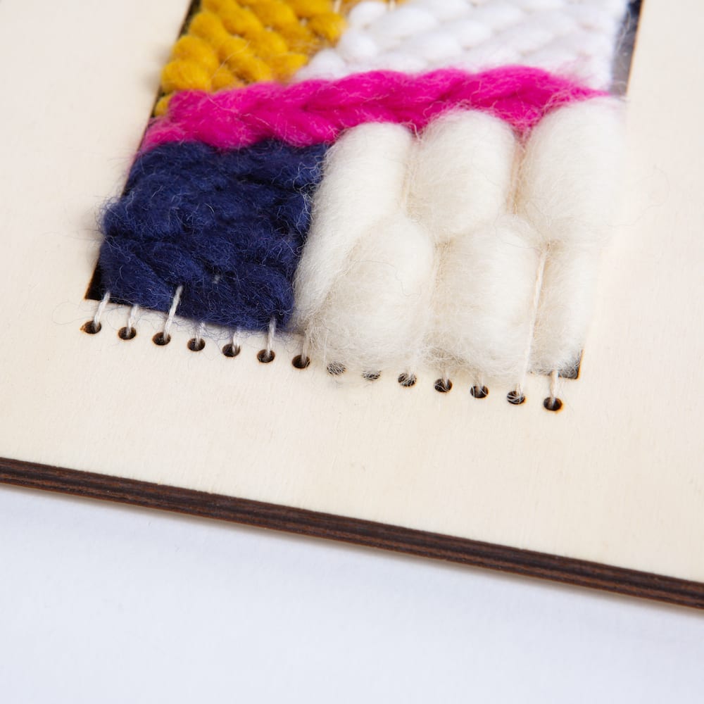 3 Sisters Weaving Loom Kit for Beginners - Complete DIY Craft Set with Wooden Frame, Yarn & Tools - Perfect for Handmade Scarves, Bags & Home Decor Projects