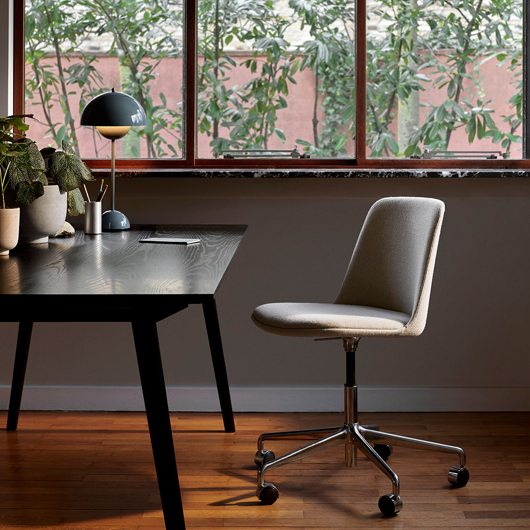 SK5 Modern Dining Table - Elegant & Durable for Kitchen, Dining Room, or Small Space - Perfect for Family Meals & Entertaining Guests