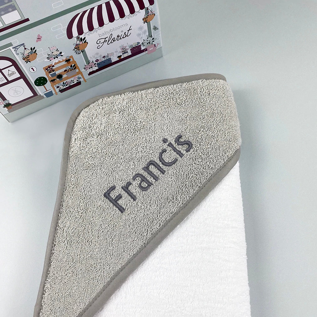 Personalized Baby Gift Set for Newborns 0-12 Months - Soft Grey Cozy Cuddles Blanket & Hat Set | Perfect for Baby Showers, Christenings & First Birthday Presents